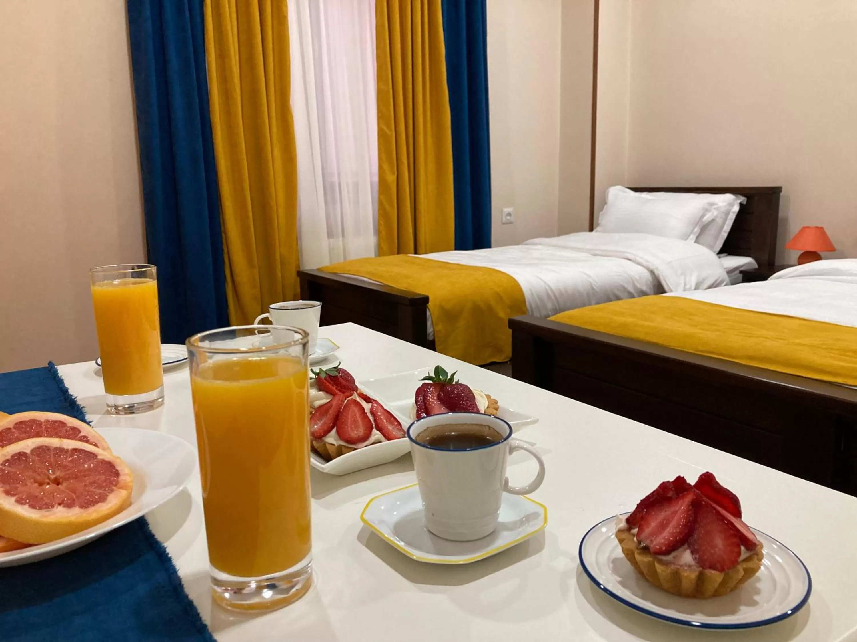 Bed in Borjomi Yellow Hotel