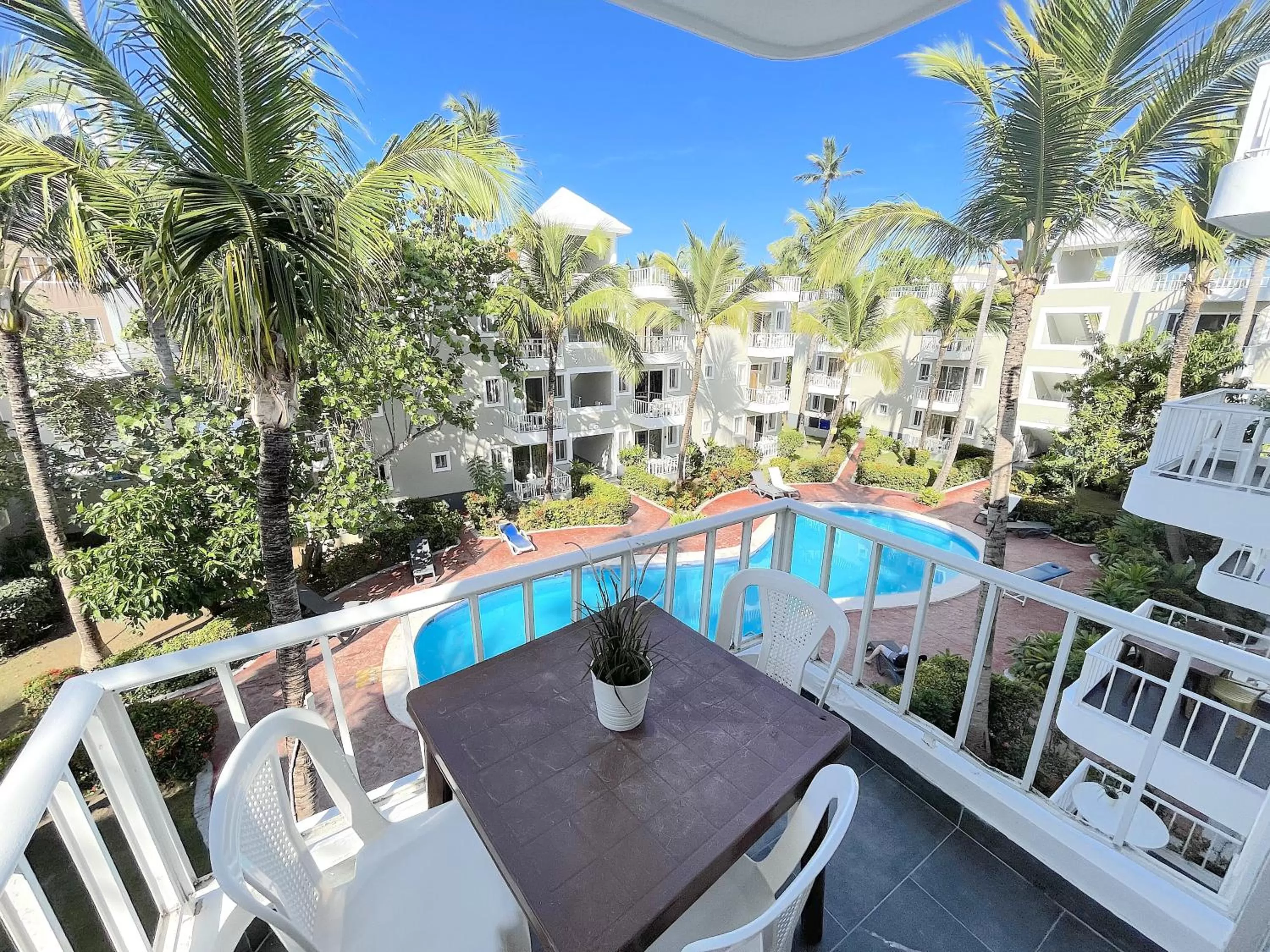 Property building, Pool View in Sol Caribe del MAR BEACH STUDIOS WiFi HOTEL Los Corales Bavaro La Altagracia BEACH CLUB & SPA