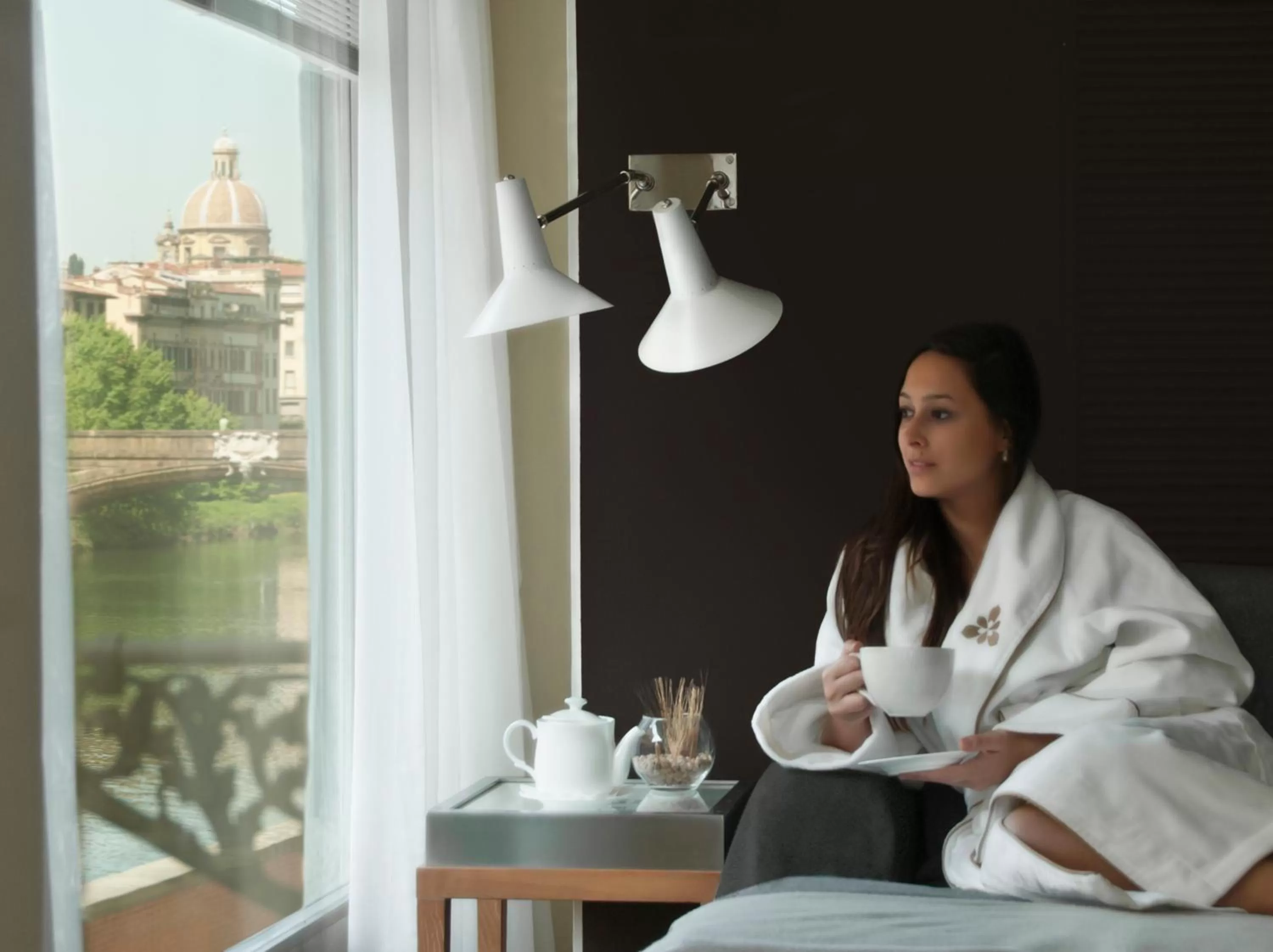 People in Hotel Continentale - Lungarno Collection