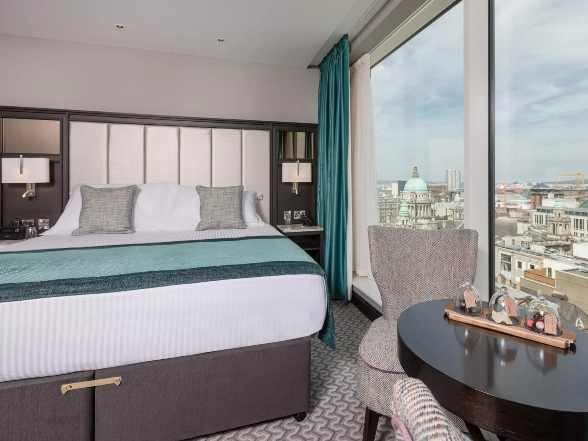 Bedroom, Bed in Grand Central Hotel Belfast