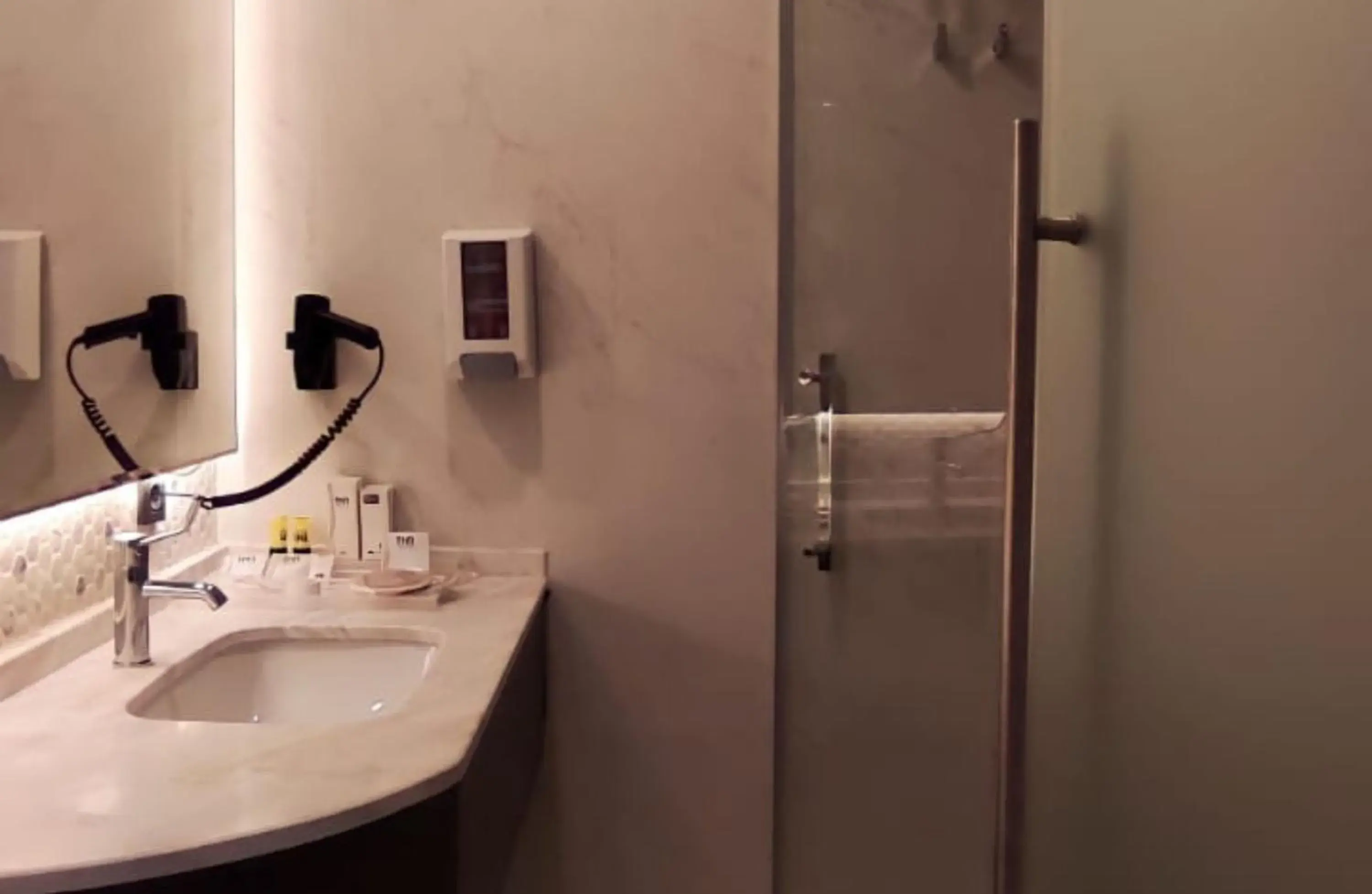 Shower, Bathroom in TNR BOUTIQUE HOTEL SPA