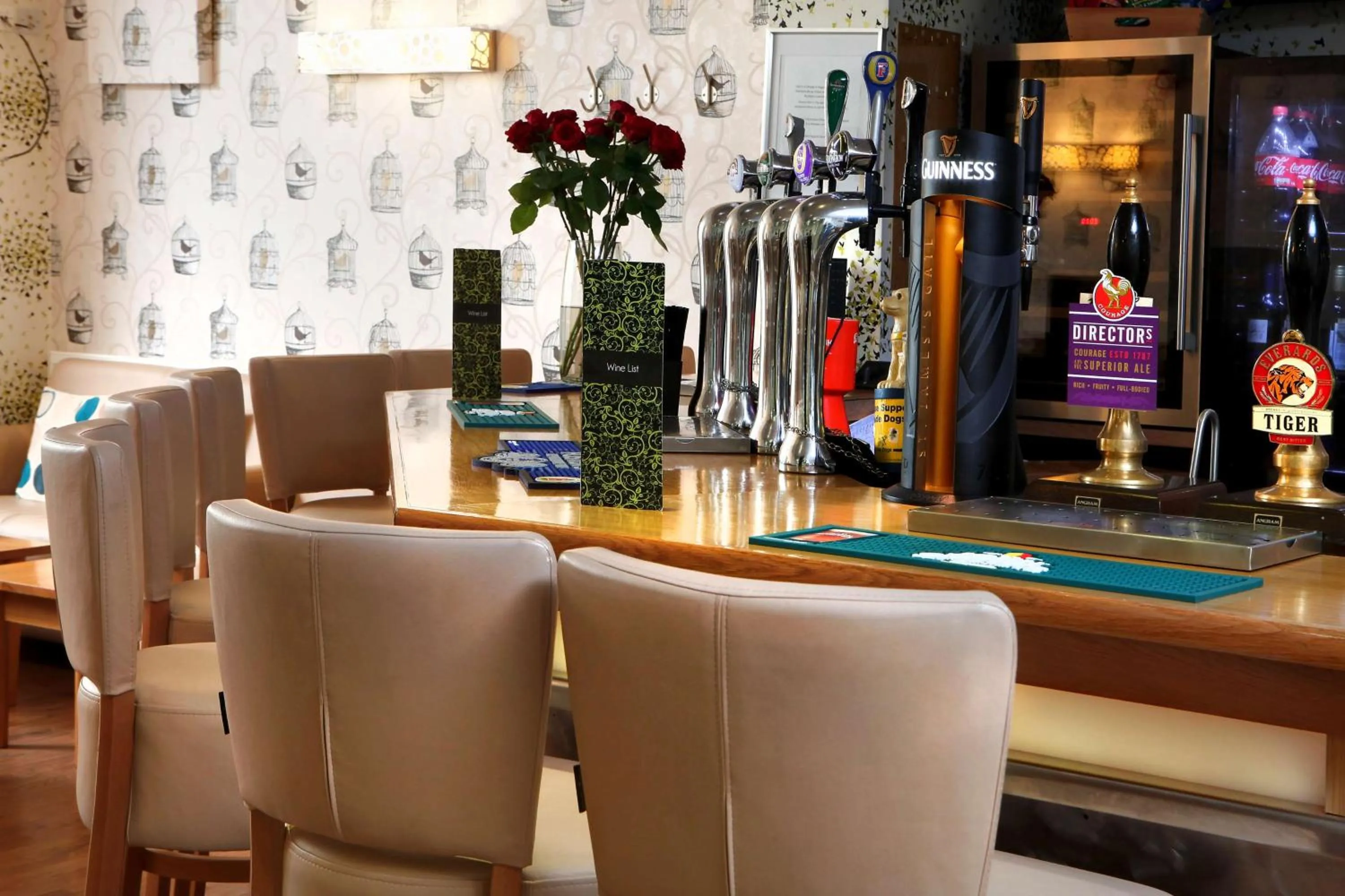 Lounge or bar in Deincourt Hotel