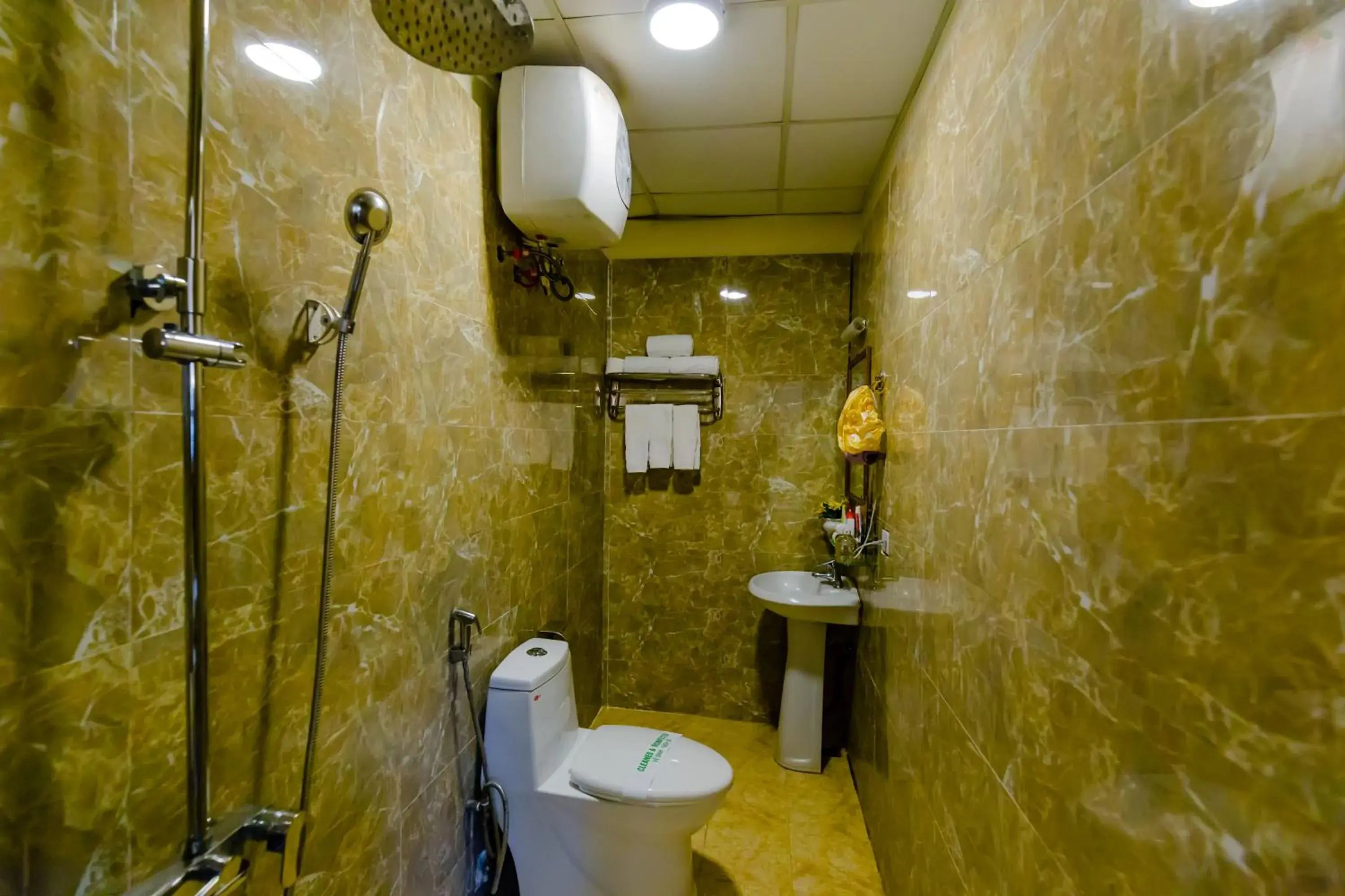 Bathroom in A25 Hotel - Hoàng Quốc Việt