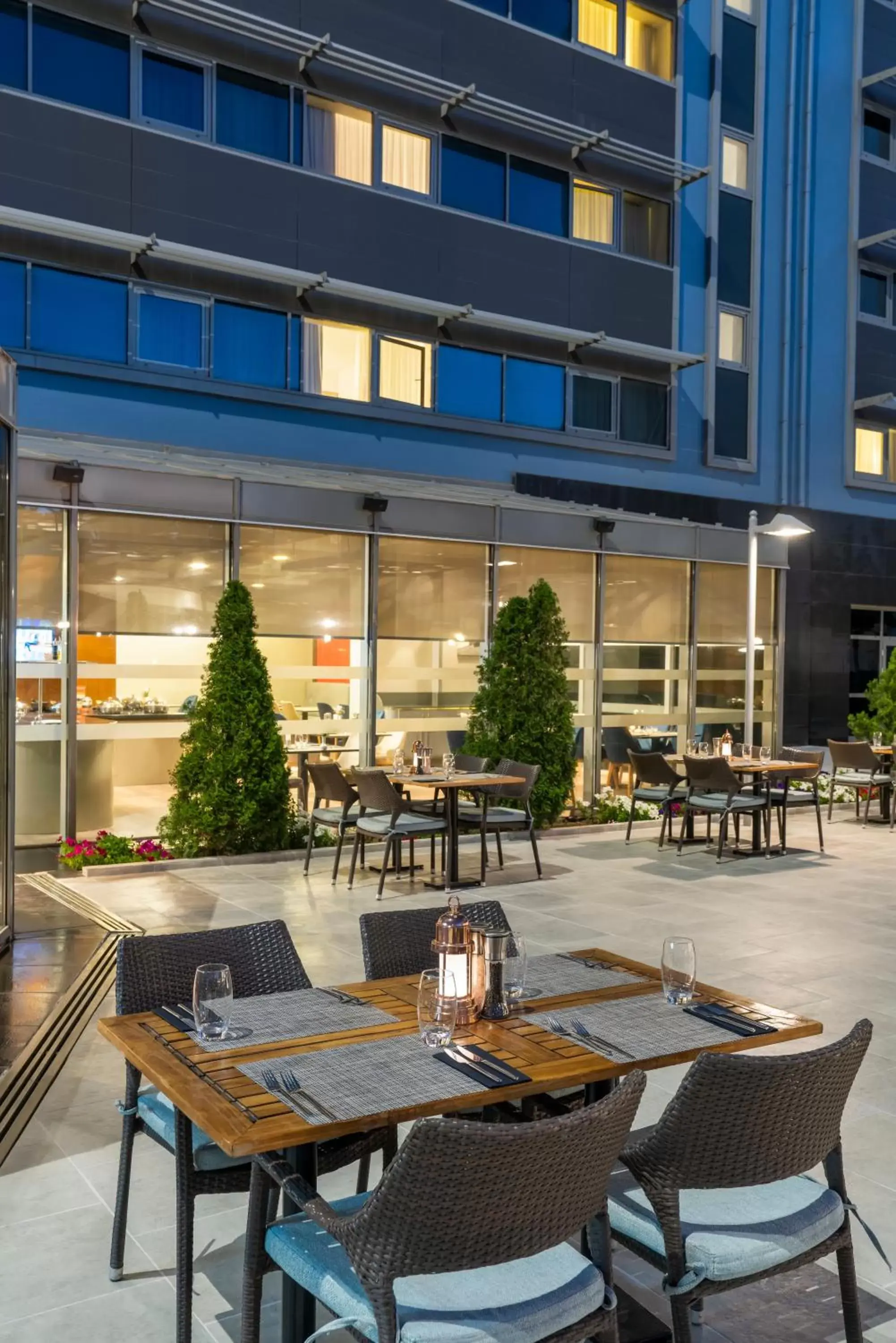 Garden, Restaurant/Places to Eat in Novotel Kayseri