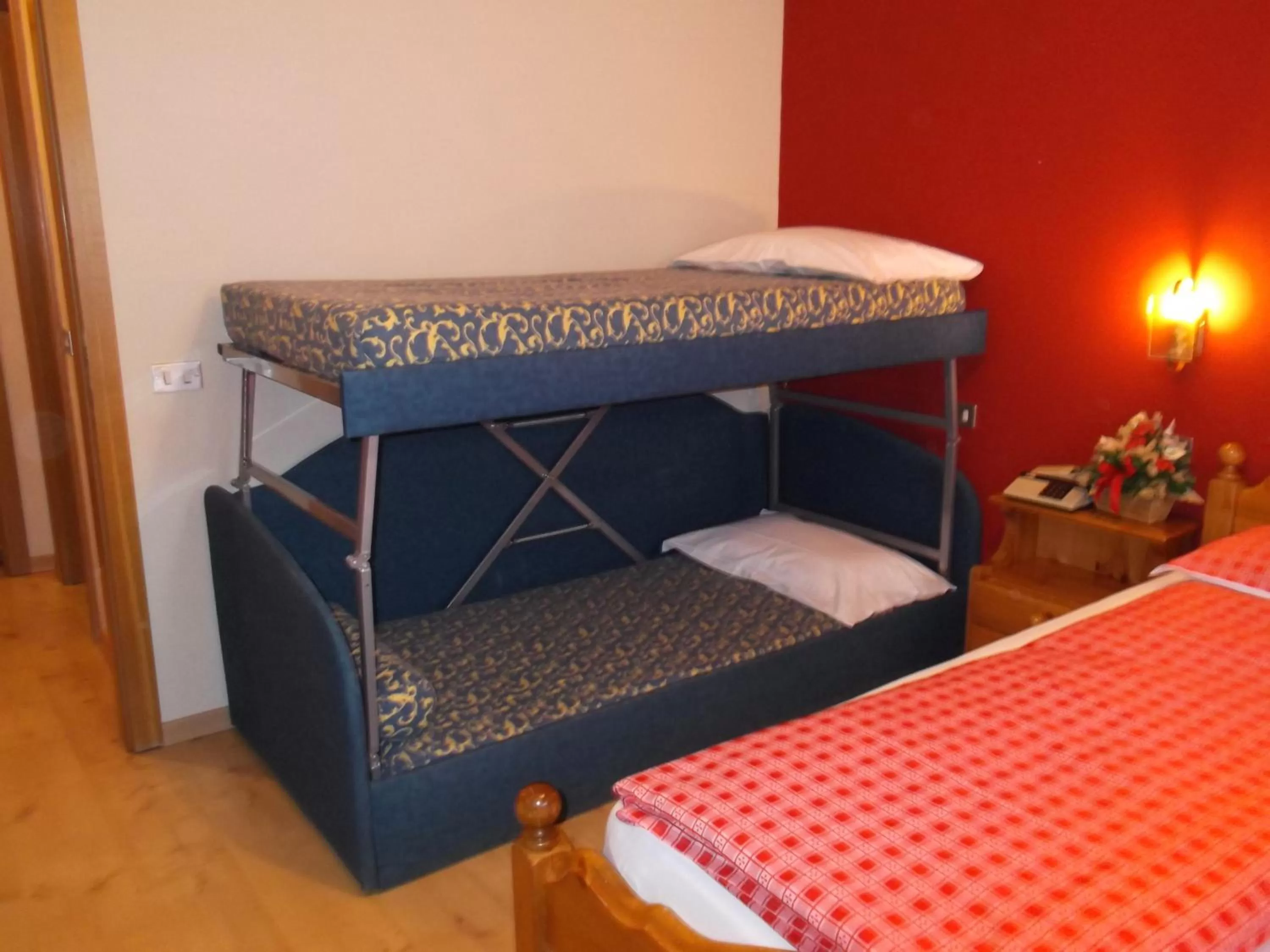 bunk bed, Bed in Hotel Adele