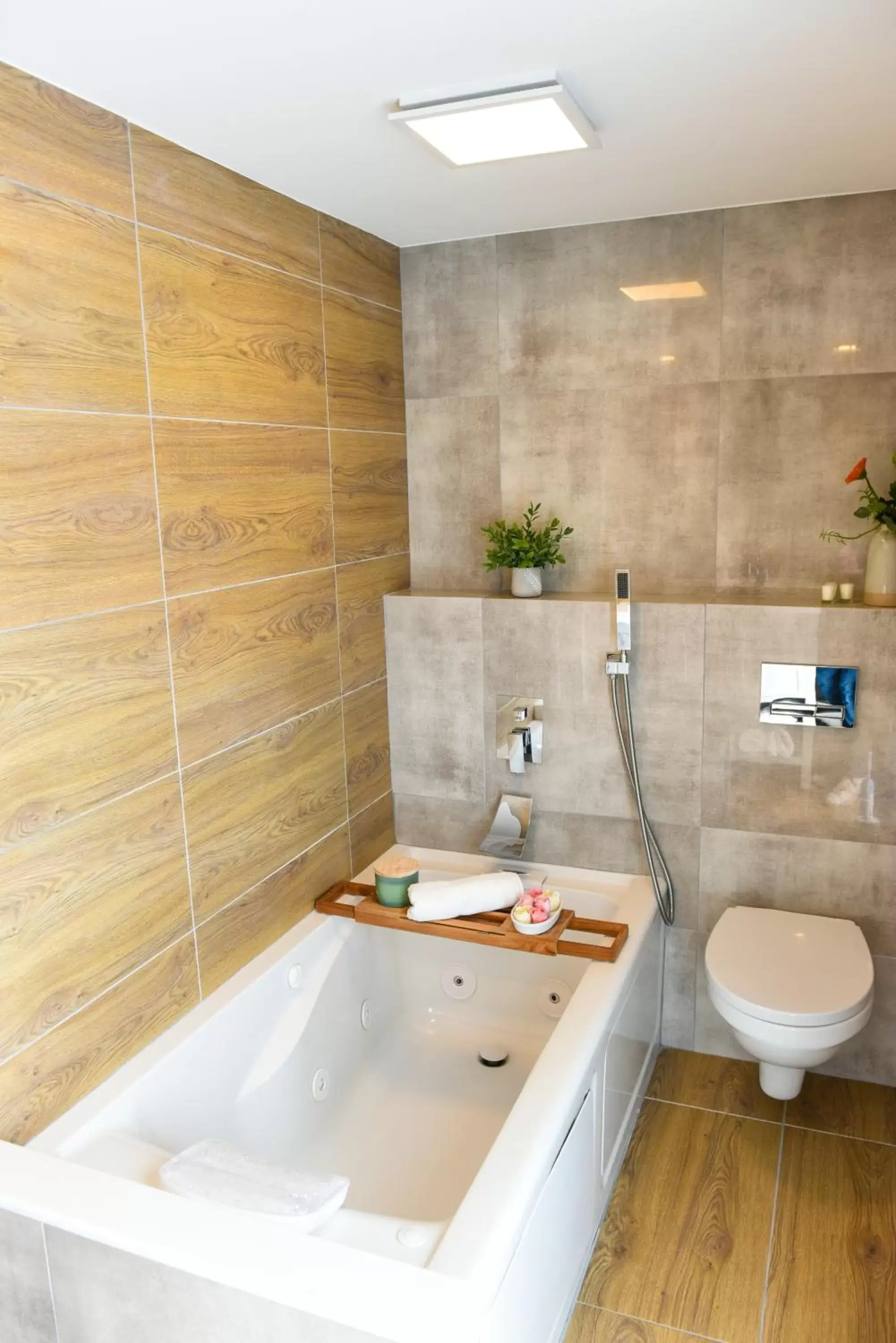 Bath, Bathroom in Cape Cod Veranda