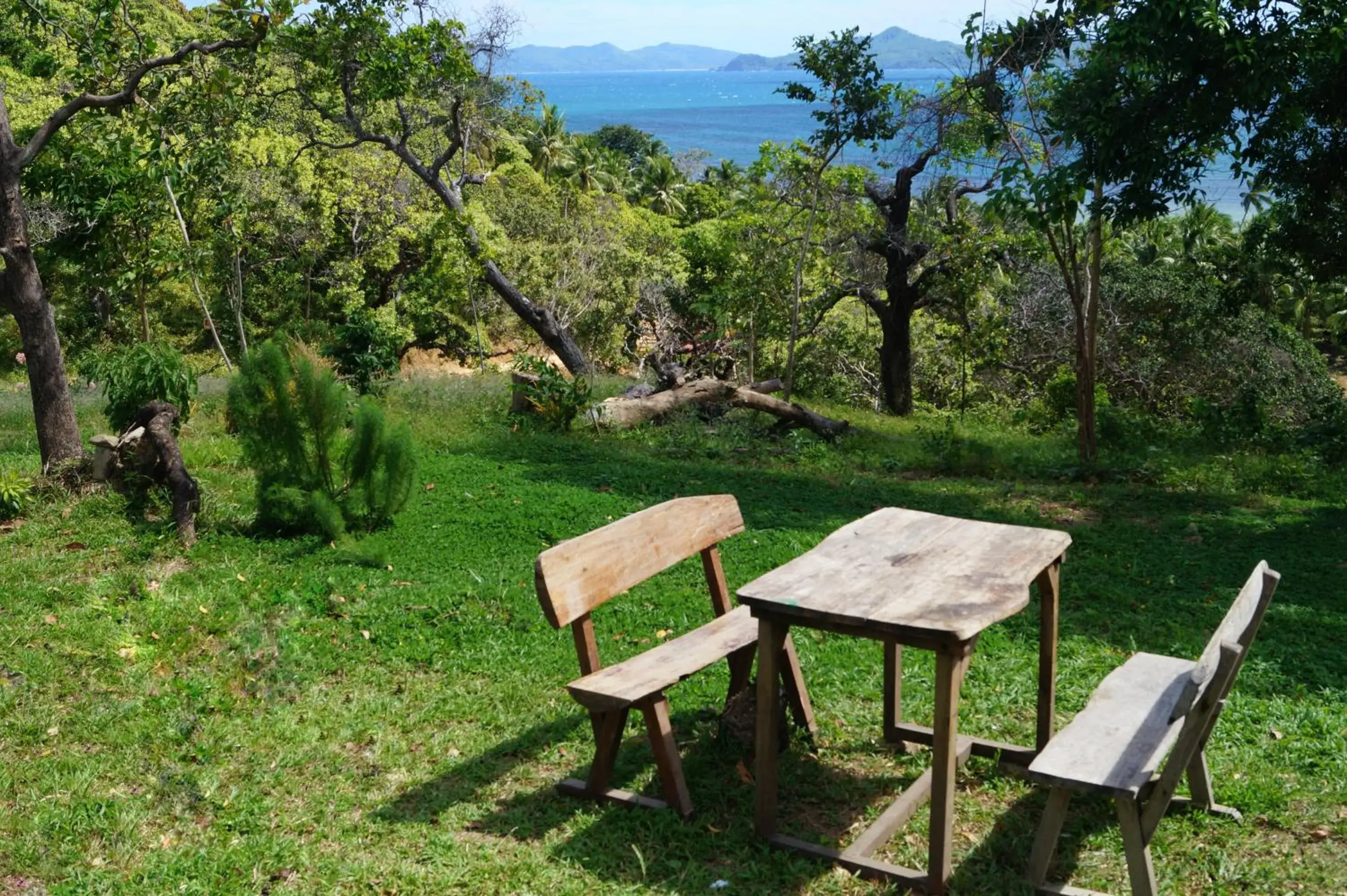 Restaurant/places to eat, Garden in Erlittop Garden Eco Lodge