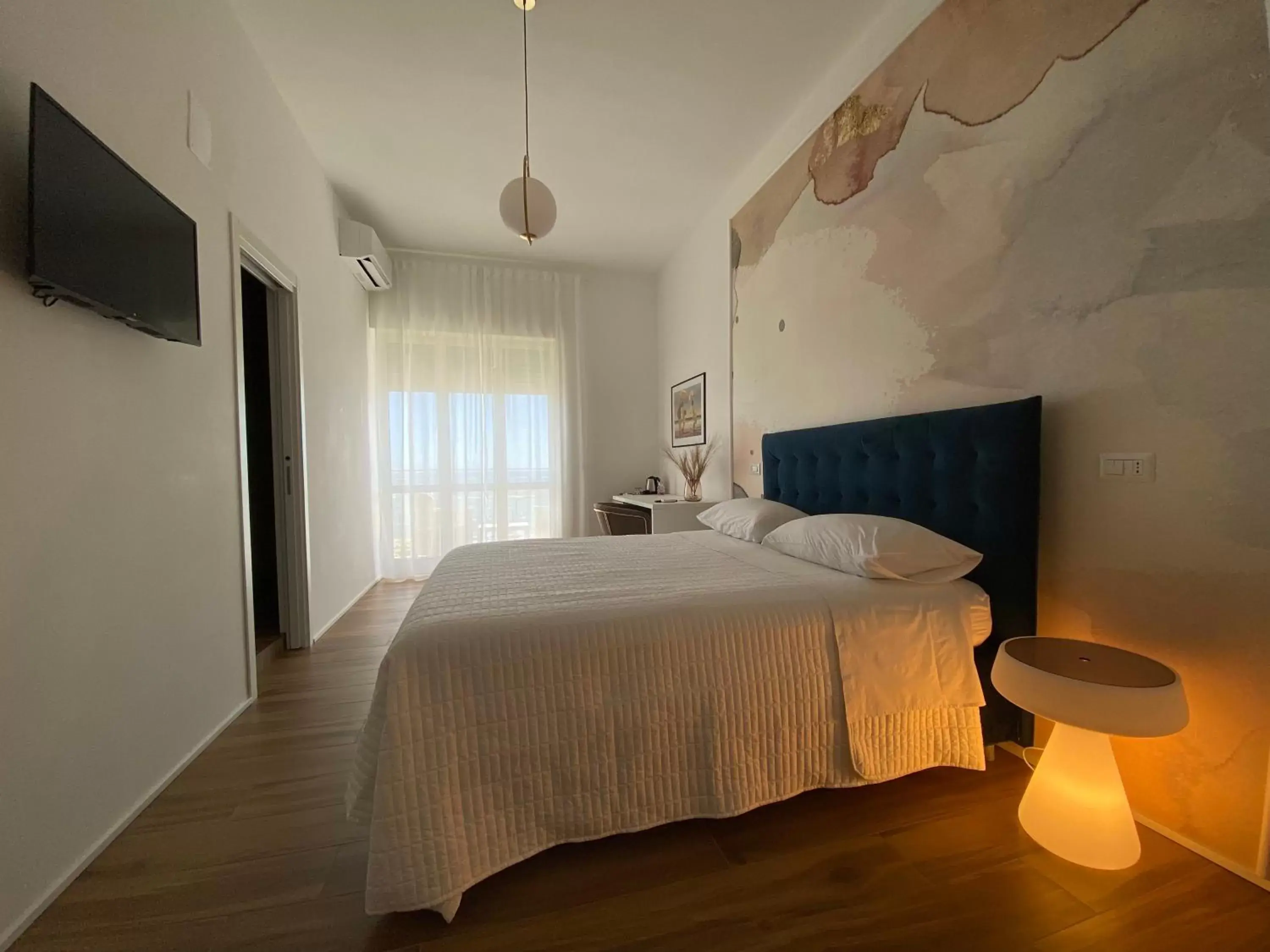 Bedroom, Bed in Cas’ A Mare - Beachfront Luxury Suites