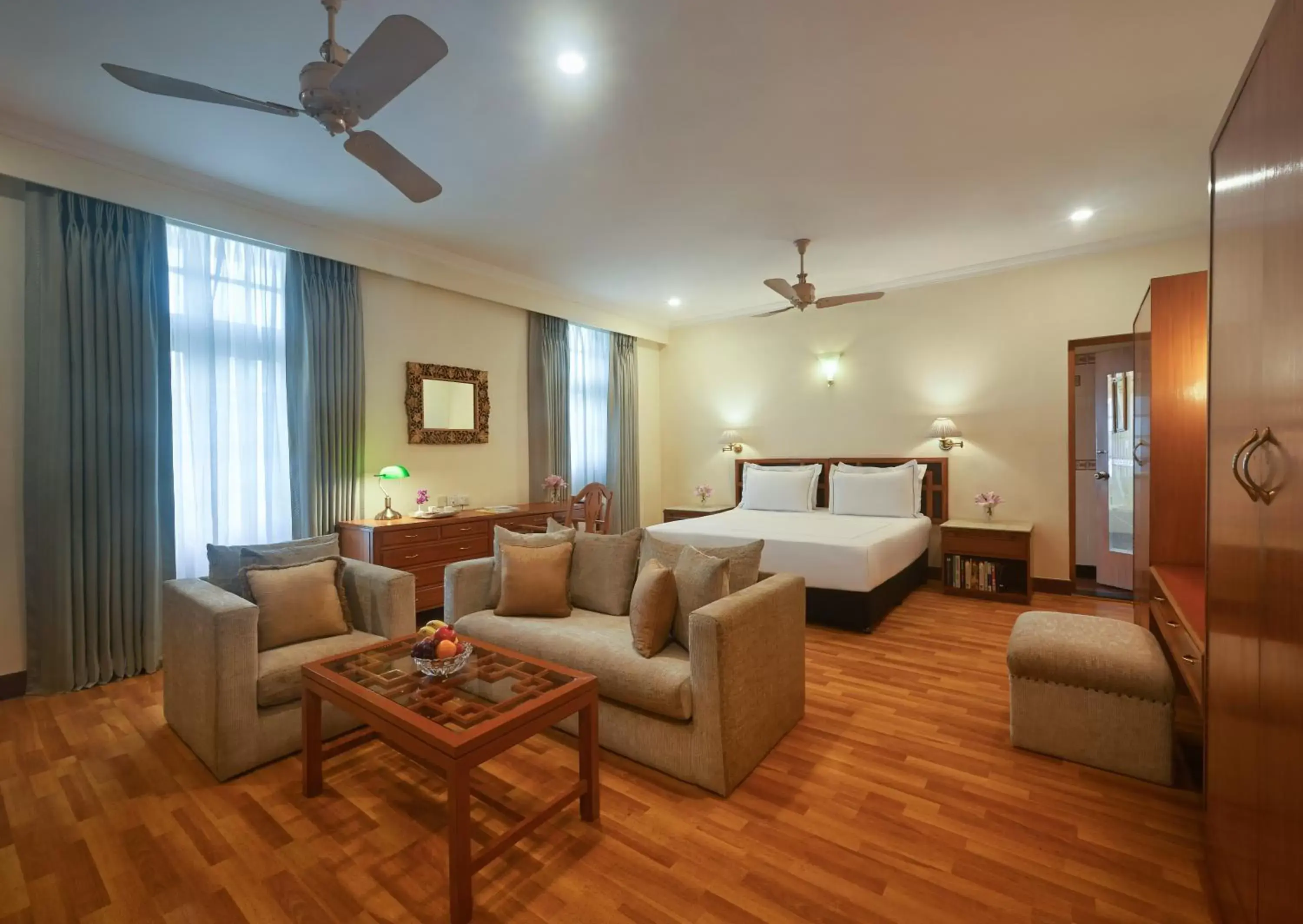 Bedroom, Seating Area in Ambassador, New Delhi - IHCL SeleQtions