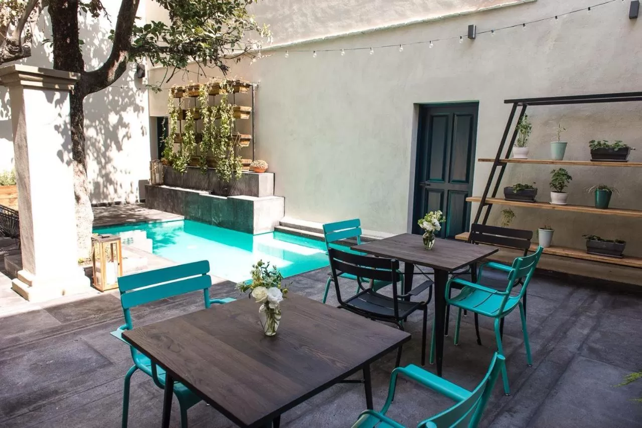 Swimming pool in Antigua Trece Hotel Fusión