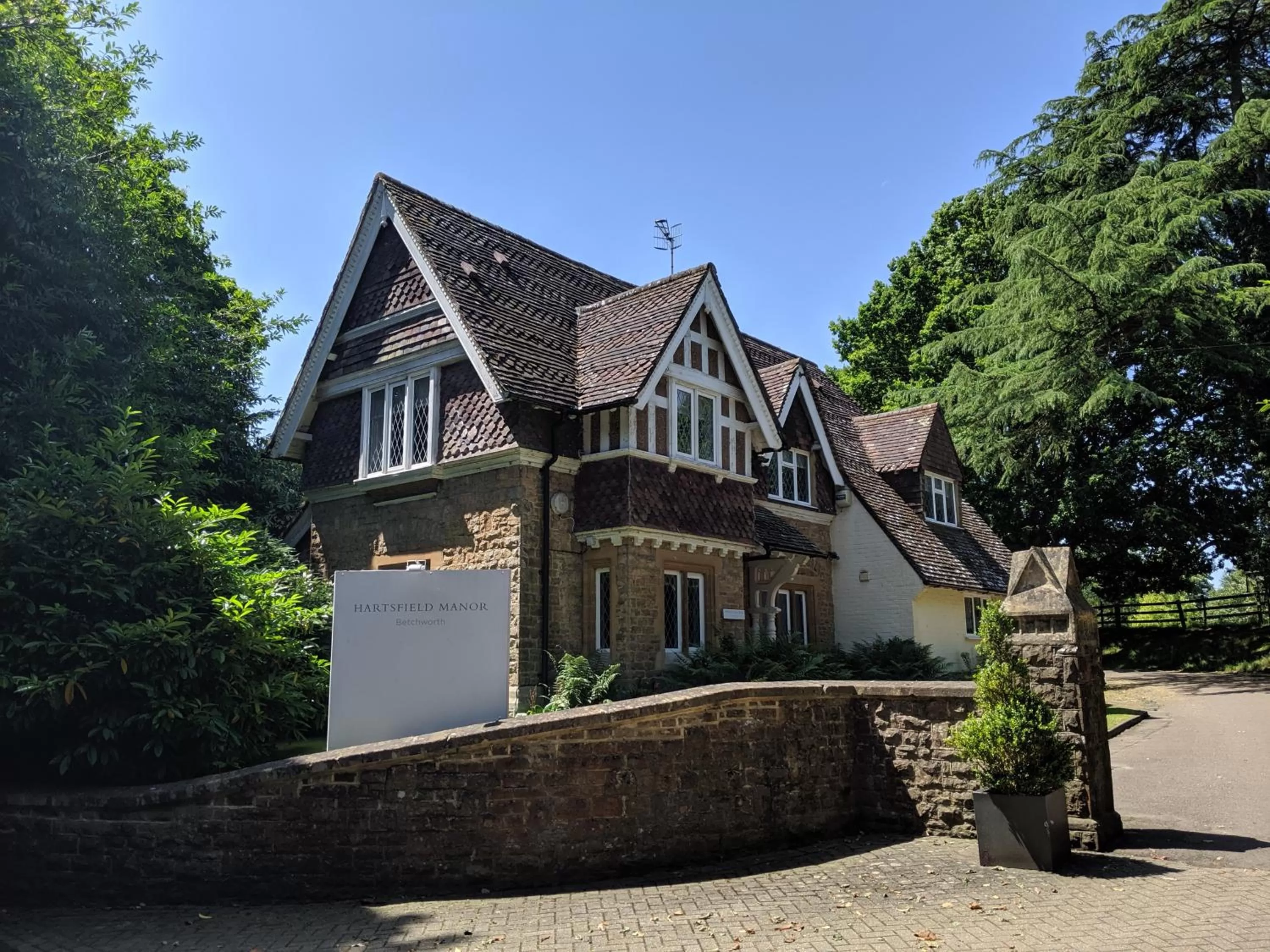 Property building in Hartsfield Manor