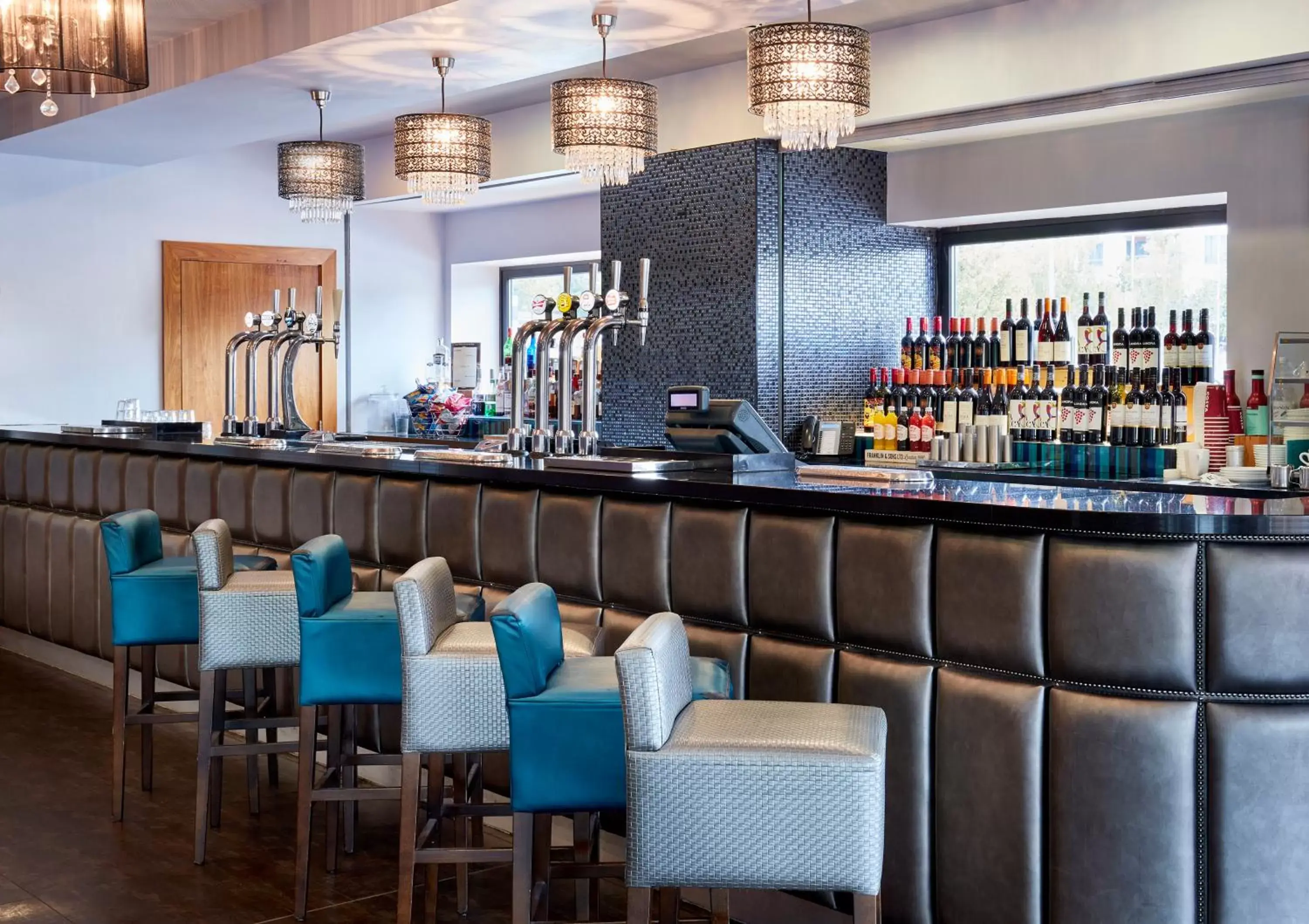 Lounge or bar, Lounge/Bar in Leonardo Hotel Newcastle Quayside - Formerly Jurys Inn