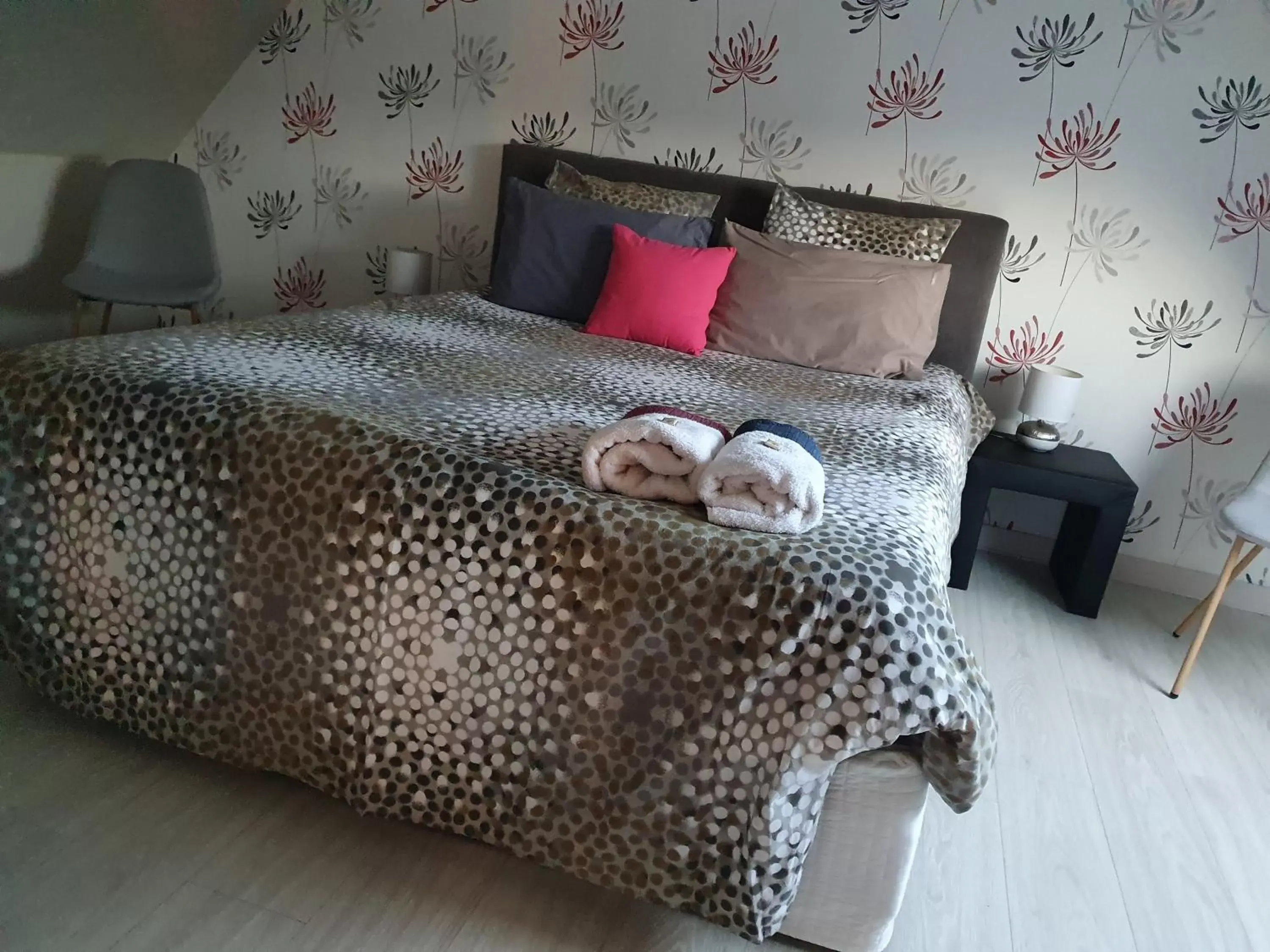 Bed in Joelle et Hans B&B