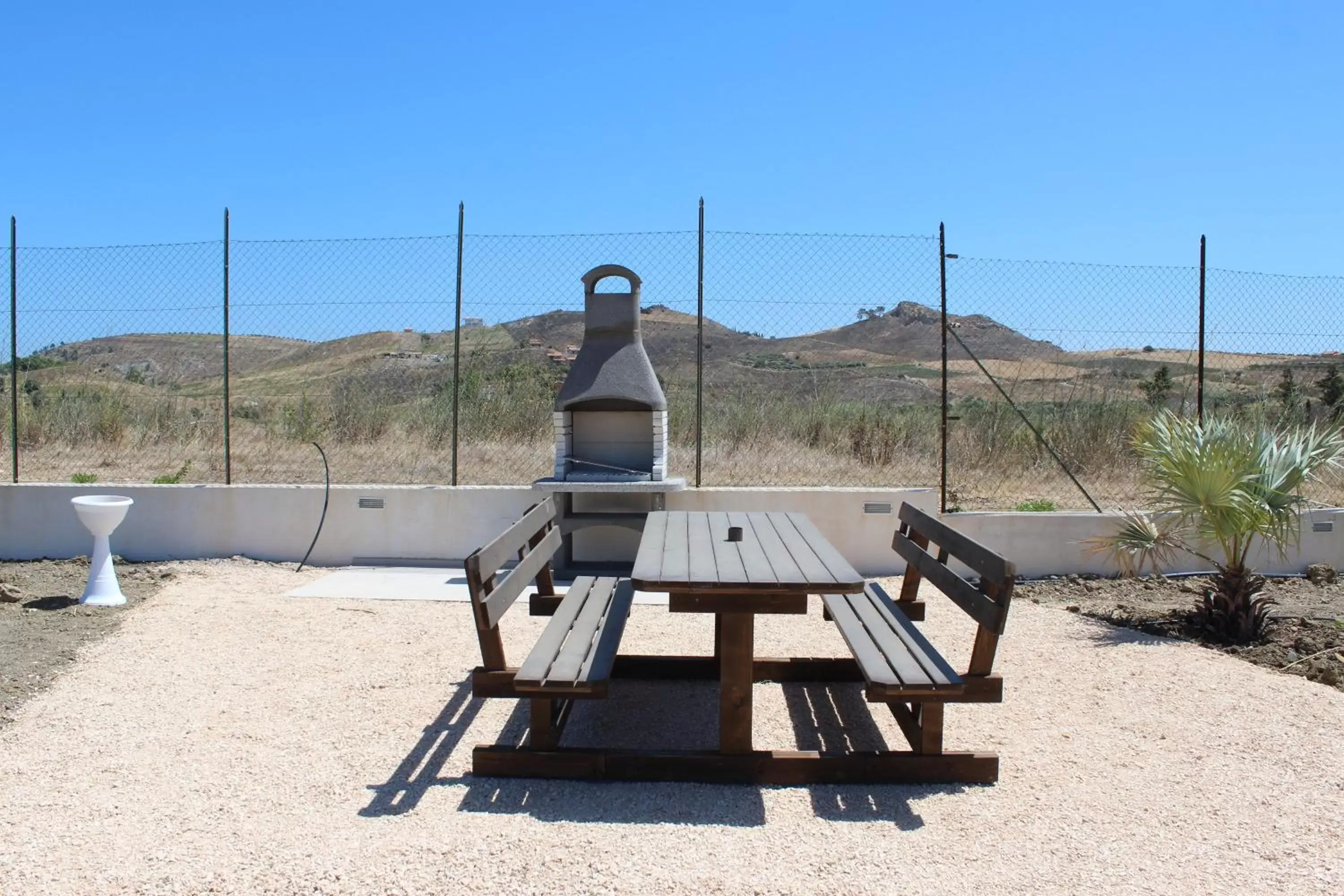 BBQ Facilities in B&B L'EDEN DI CAPO BIANCO