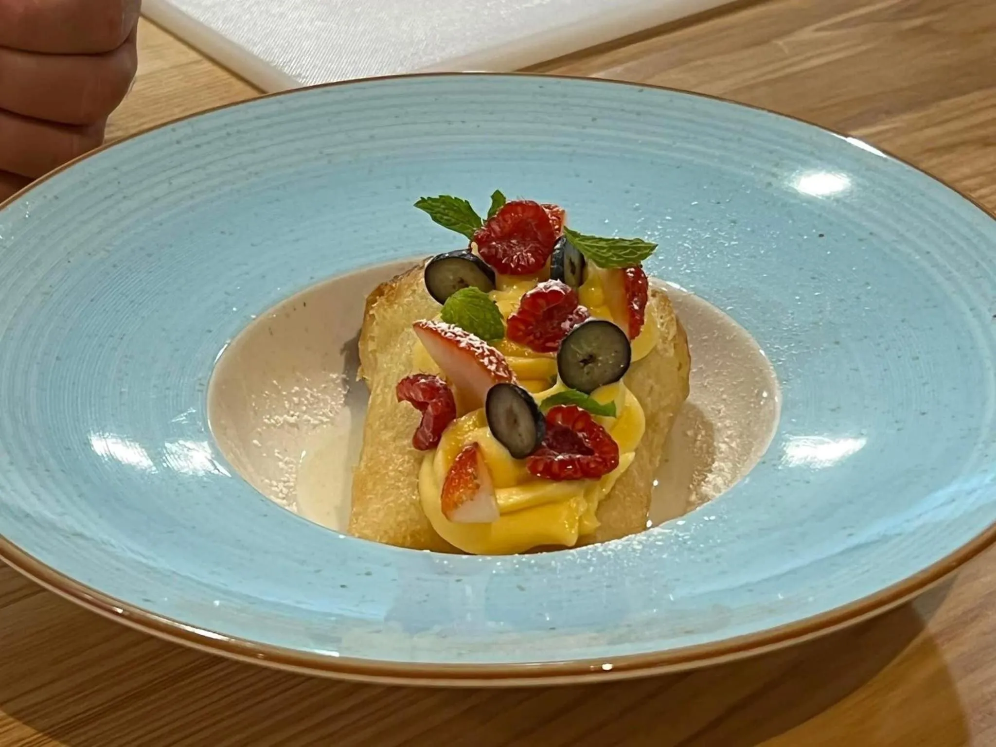 Restaurant/places to eat in Coral Inn