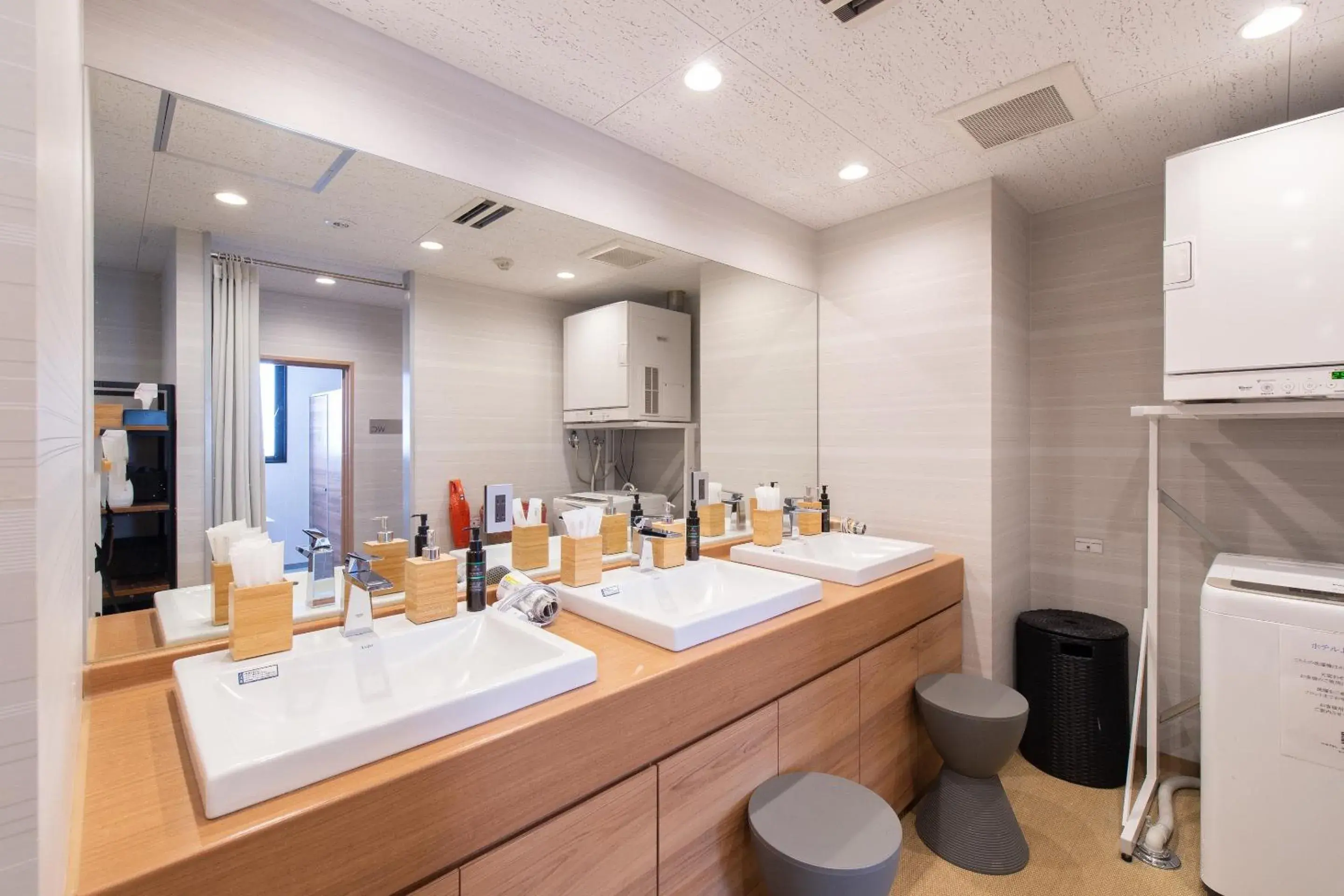 Lobby or reception, Bathroom in Tabist Hotel Smart Sleeps Oita Station