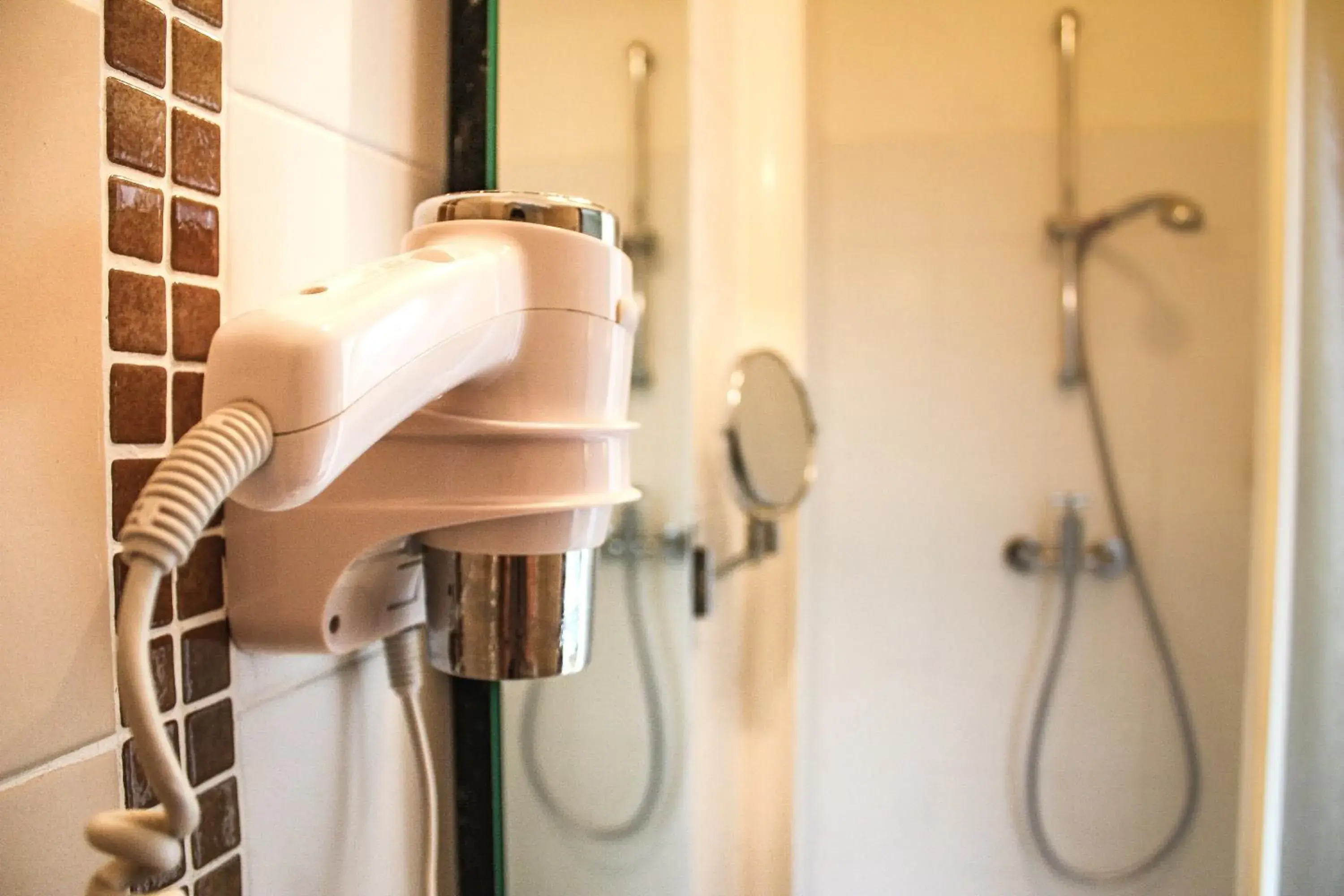 Shower, Bathroom in Hotel Agur Deneri