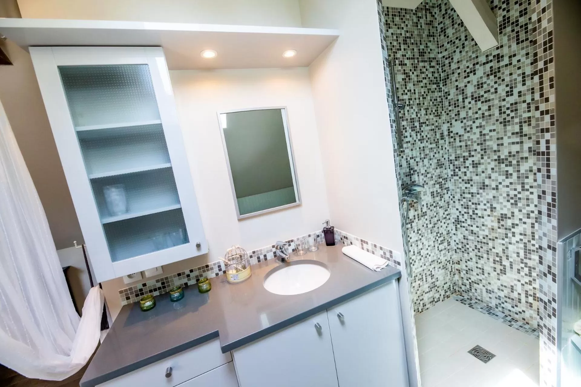 Bathroom in La Ferme de l'Oudon & SPA