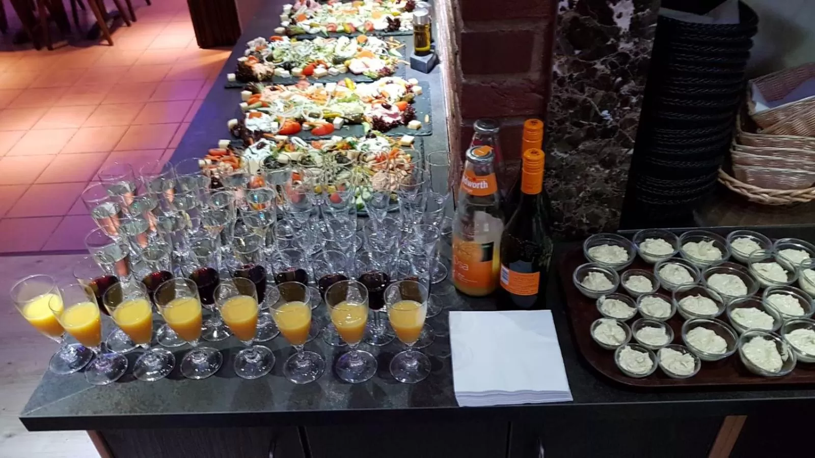 Food and drinks in Achilleon III