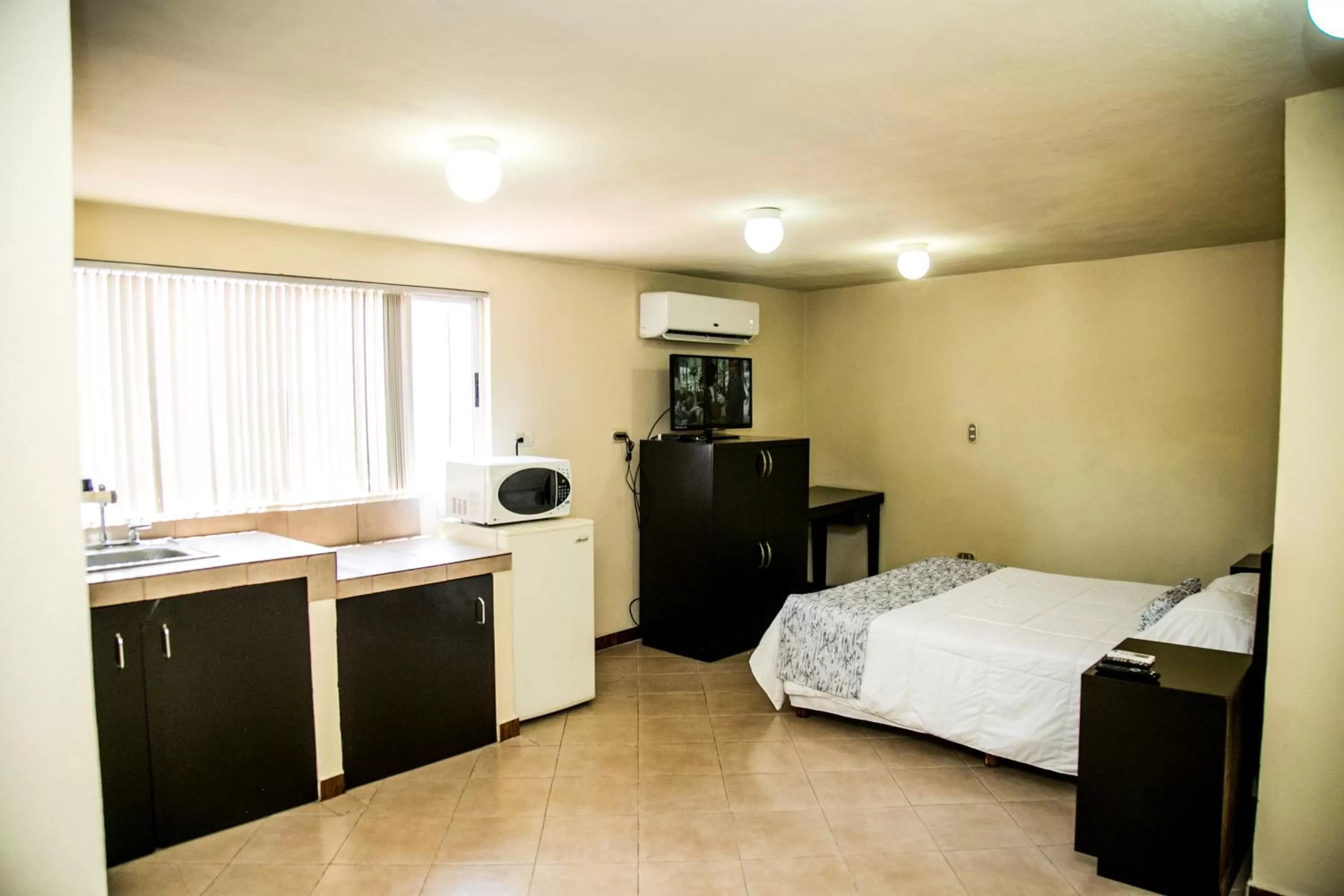 TV and multimedia, Bed in Booking Dioh