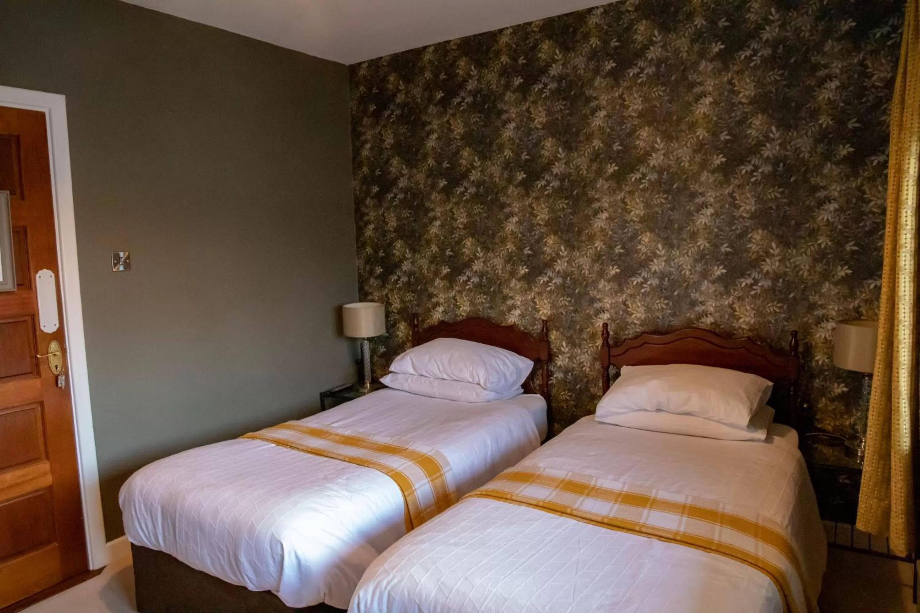 Bed in The Ring Farmhouse