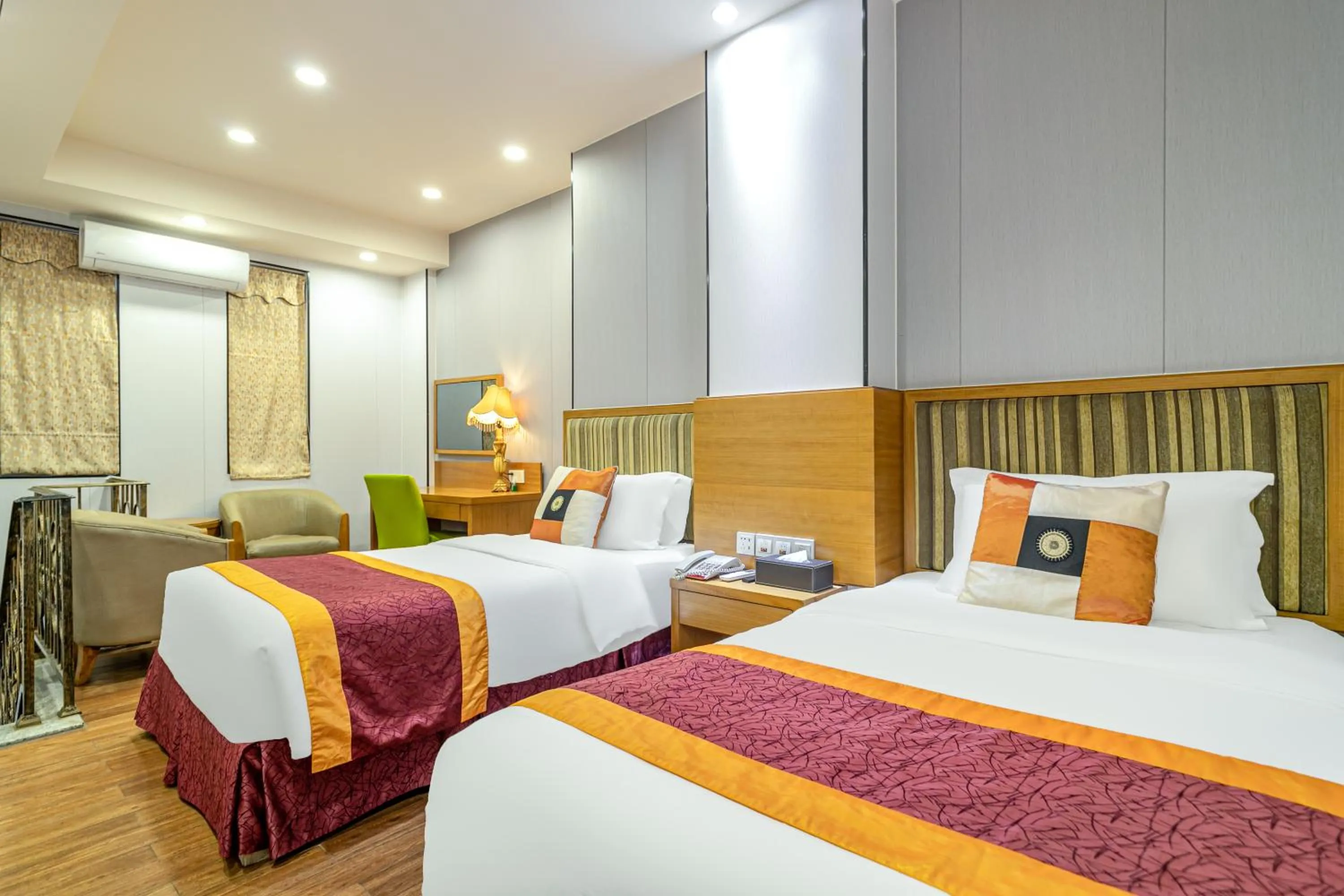 Bed in Guangzhou The Royal Garden Hotel