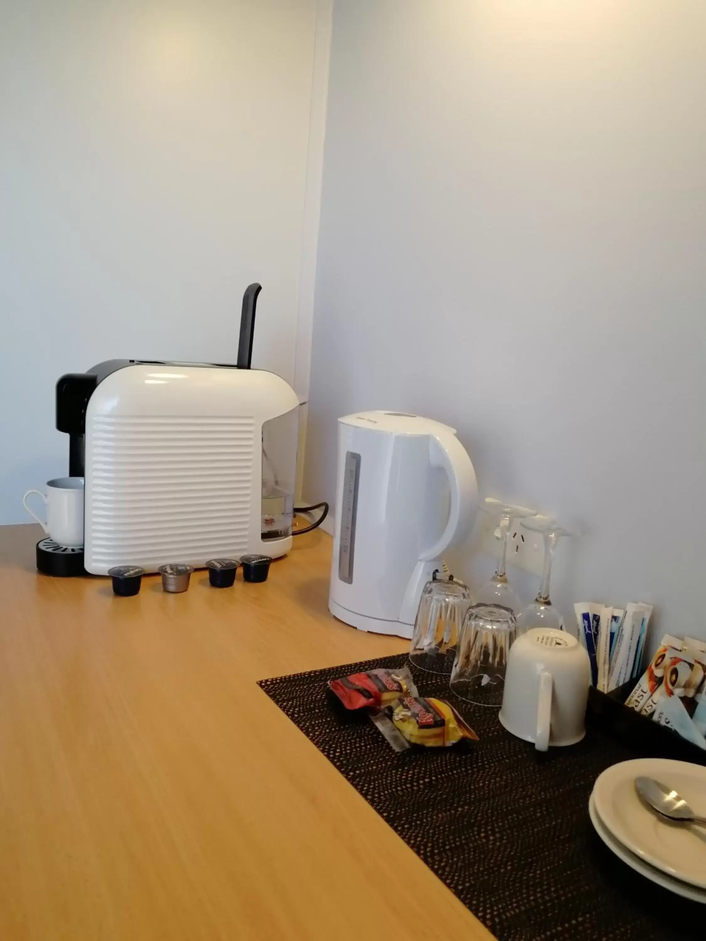 Coffee/tea facilities in Banjo Paterson Motor Inn