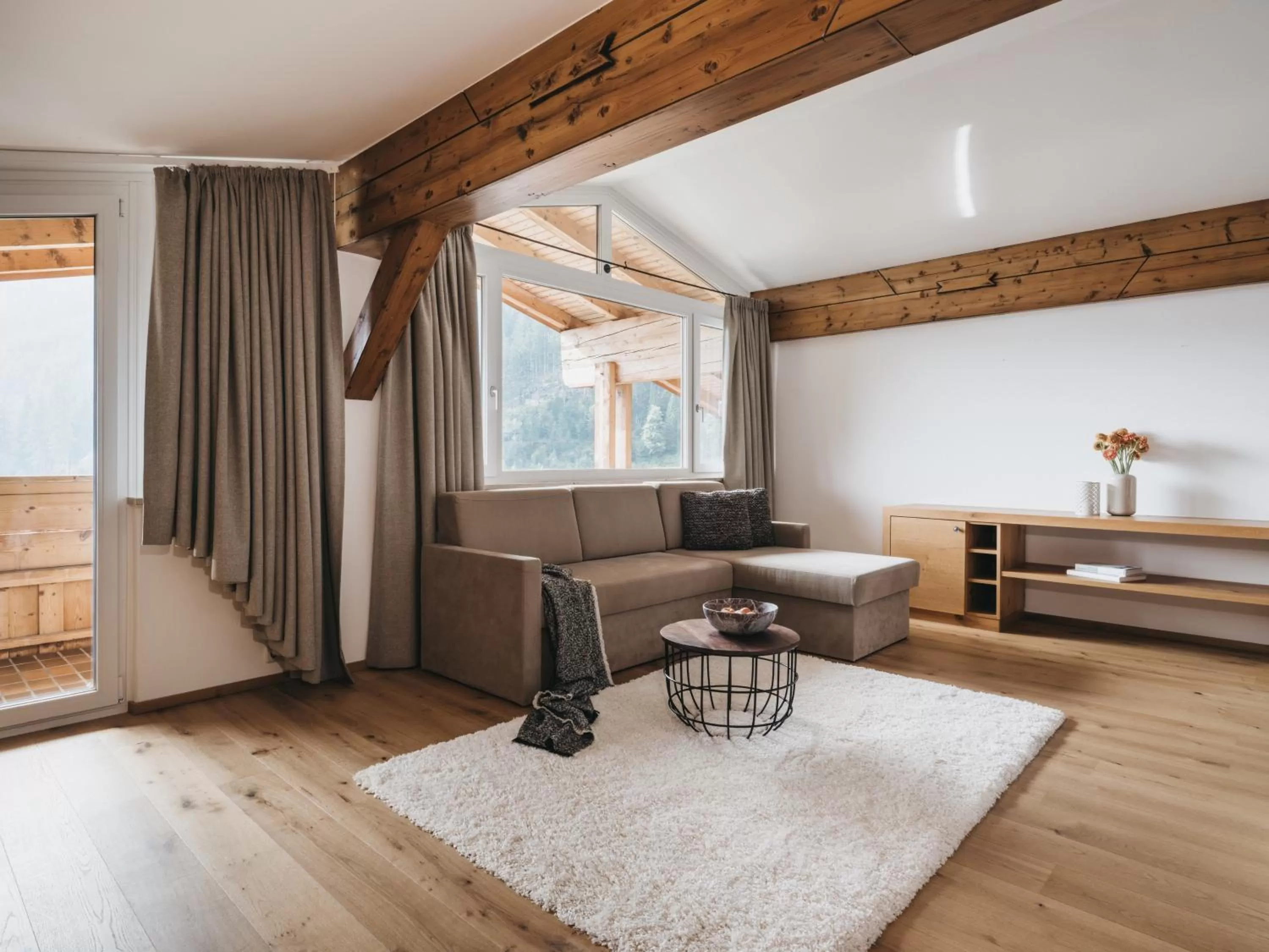 Living room, Bed in VAYA Zell am See
