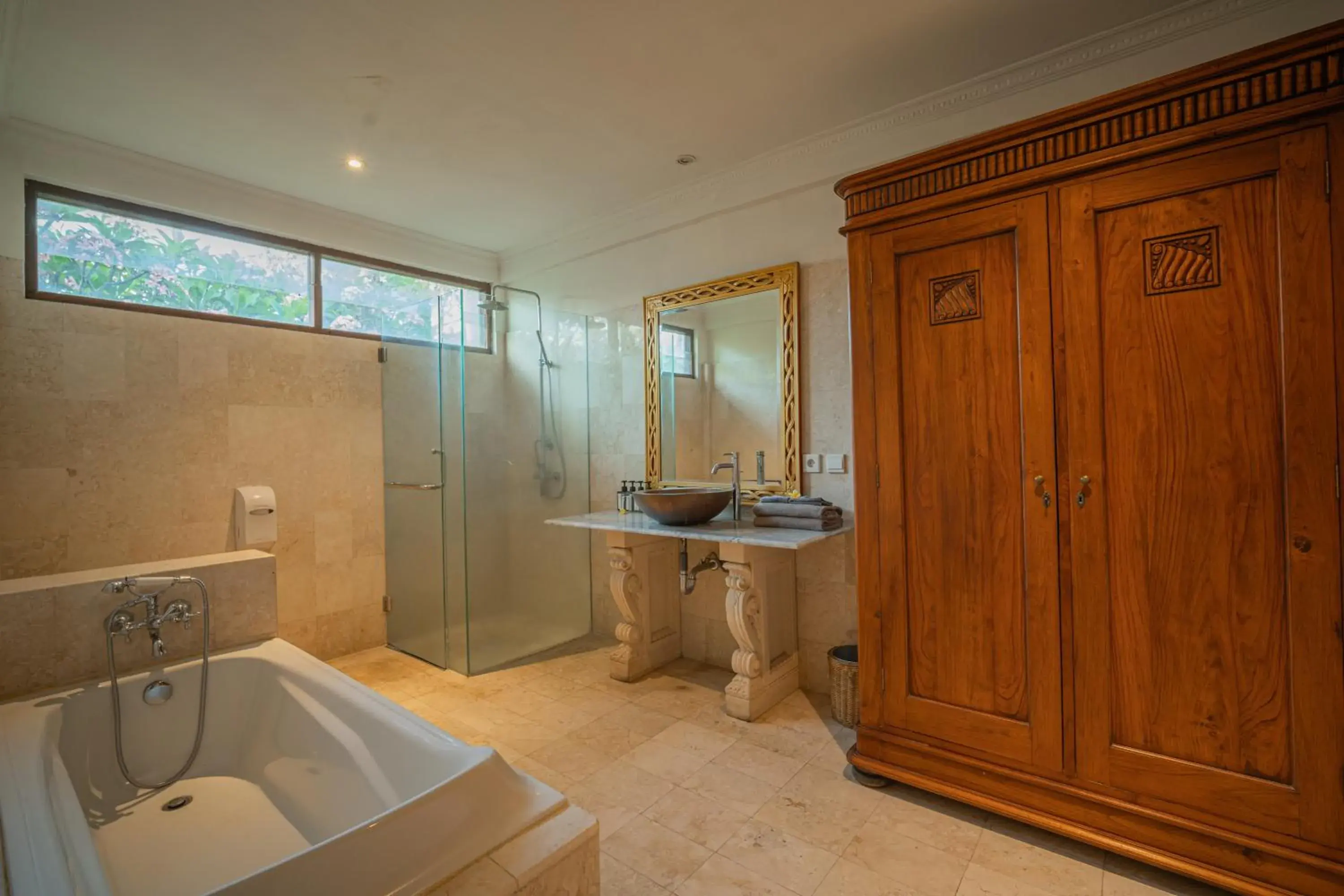 Bathroom in Honeymoon Guesthouse