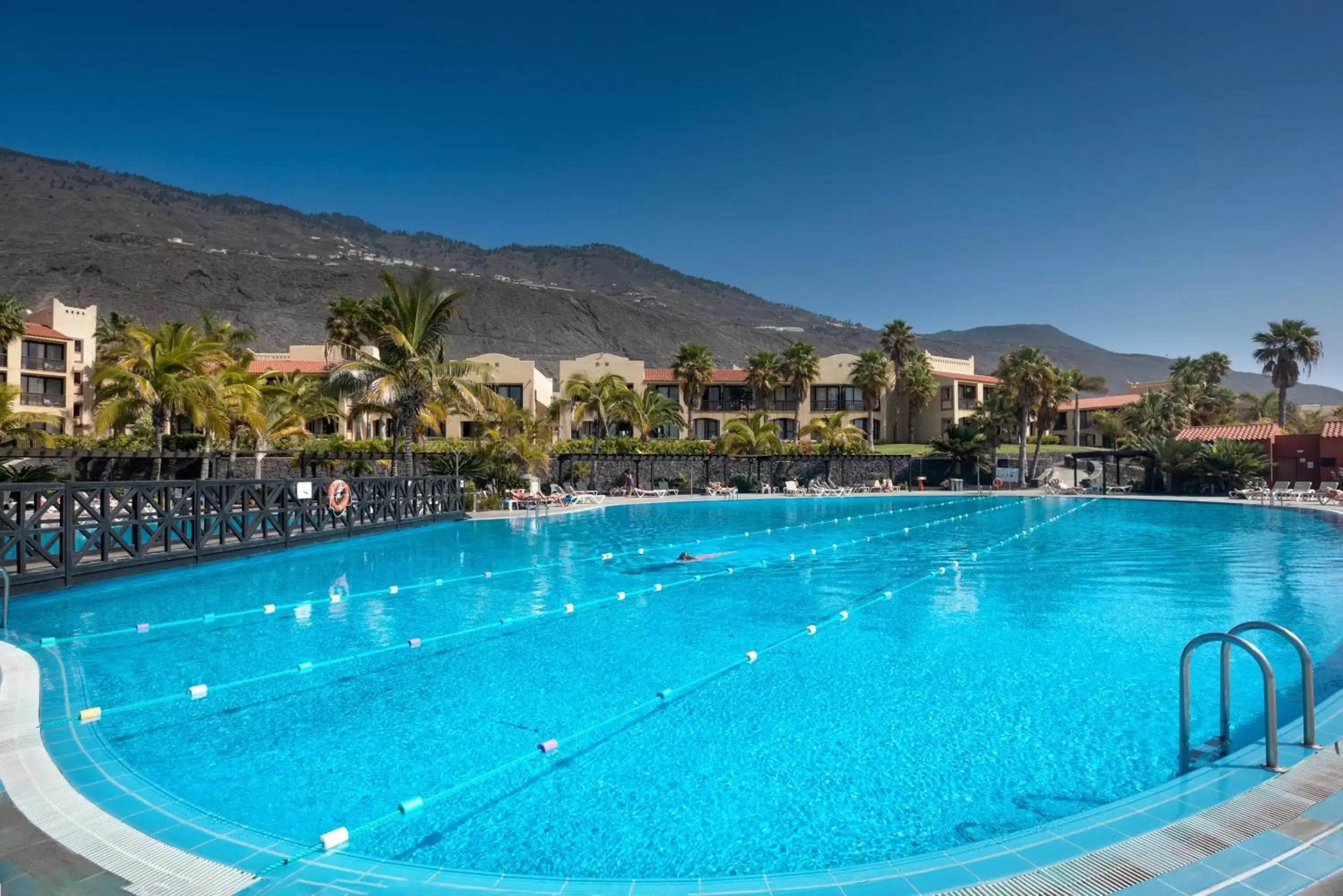 Activities, Swimming Pool in La Palma Princess