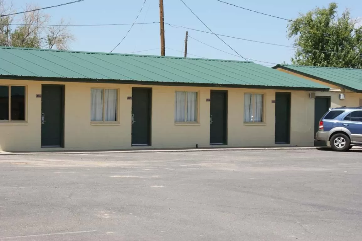 HWY Express Inn and Suites