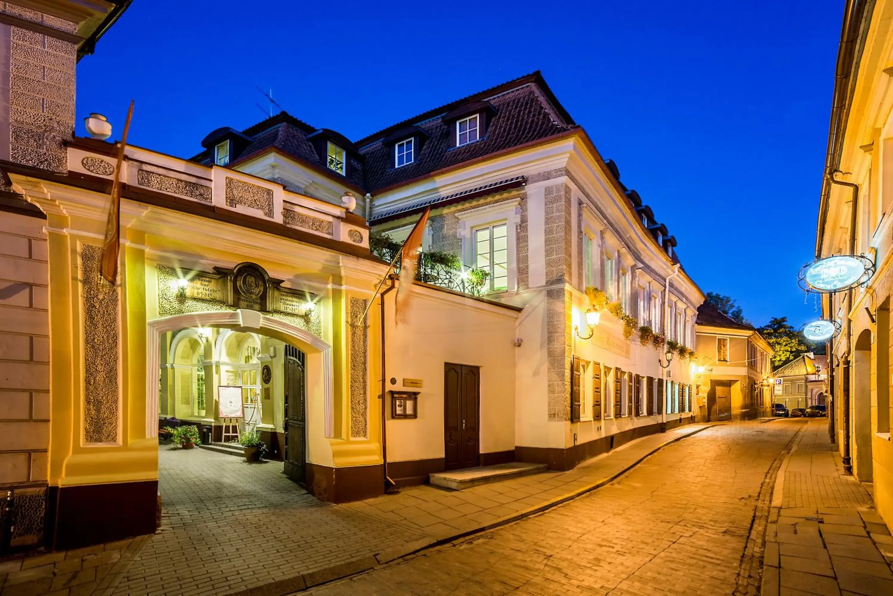 Area and facilities in Shakespeare Boutique Hotel