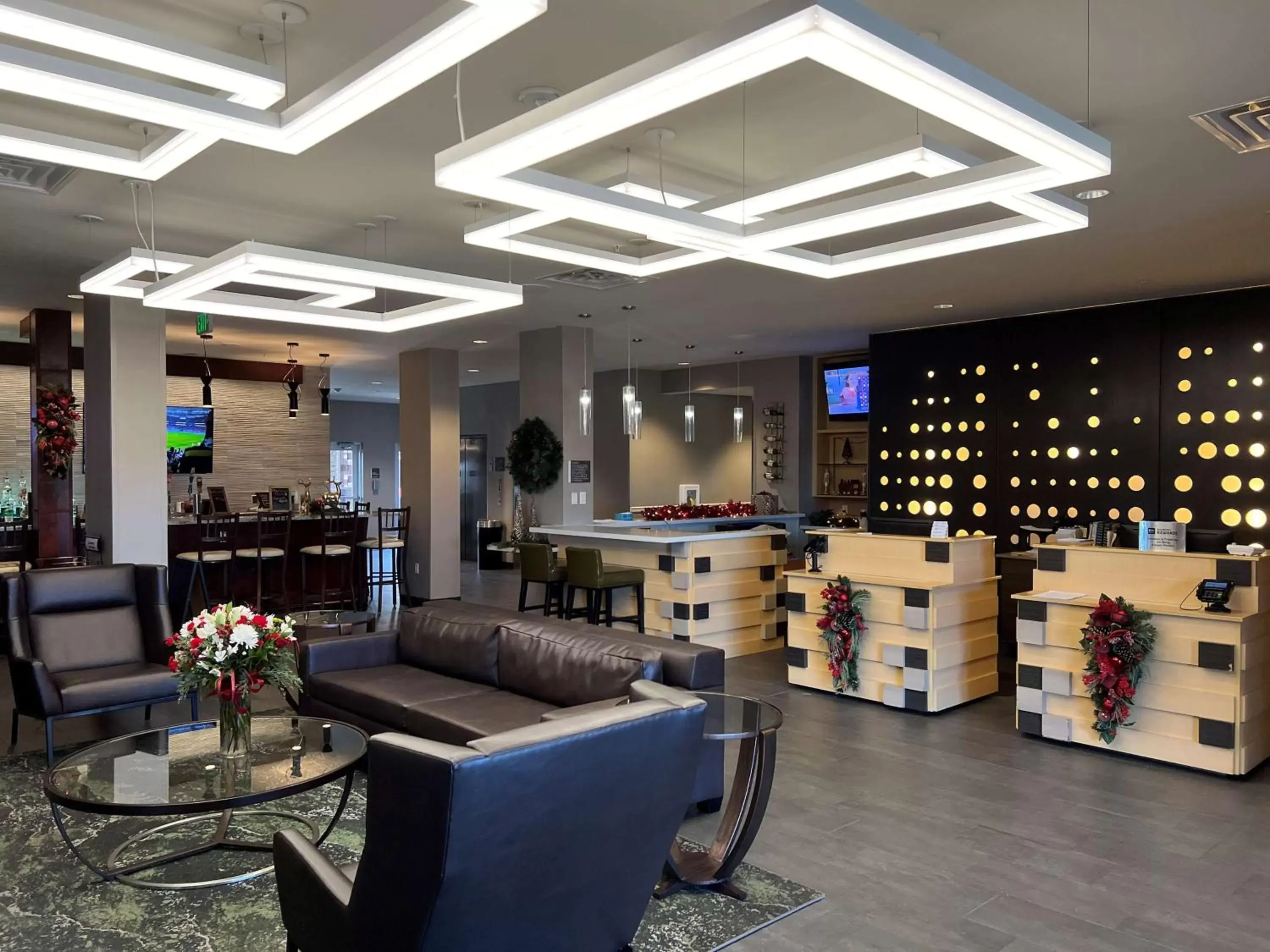 Lobby or reception in Best Western Plus Executive Residency Fillmore Inn