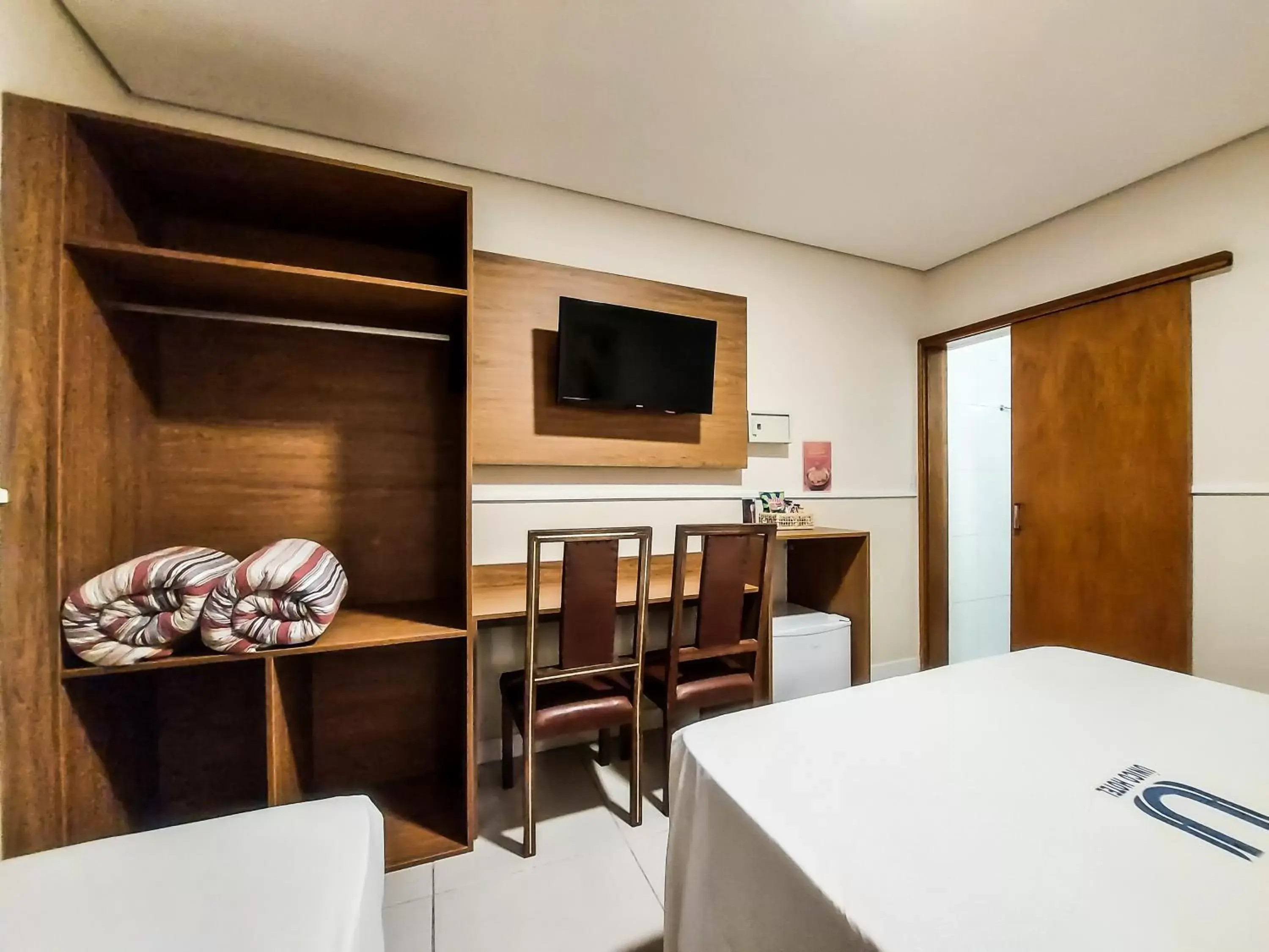 Seating area, Dining Area in Hotel Itamarati Centro-República