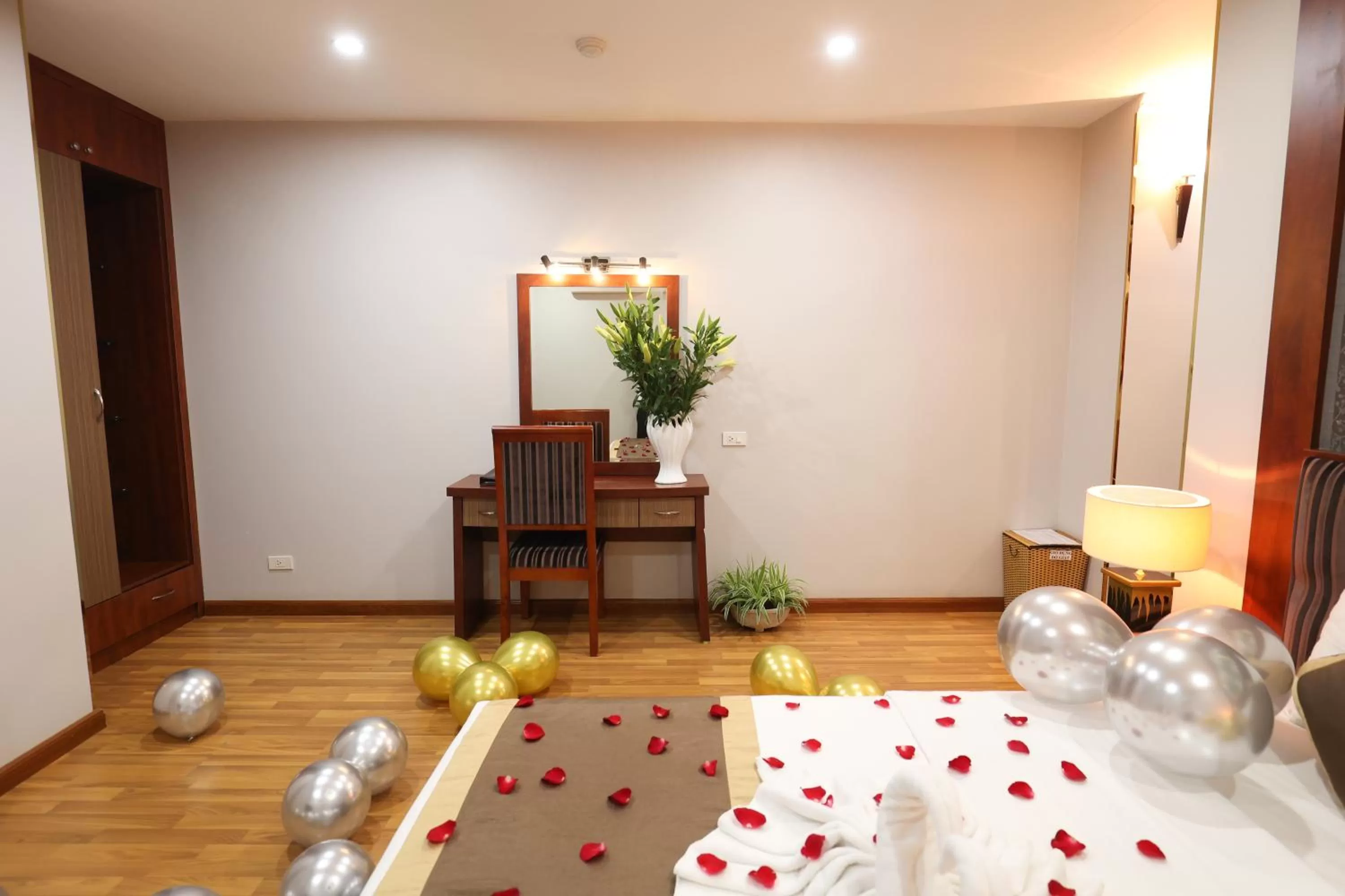 Bed in Gallant Hotel