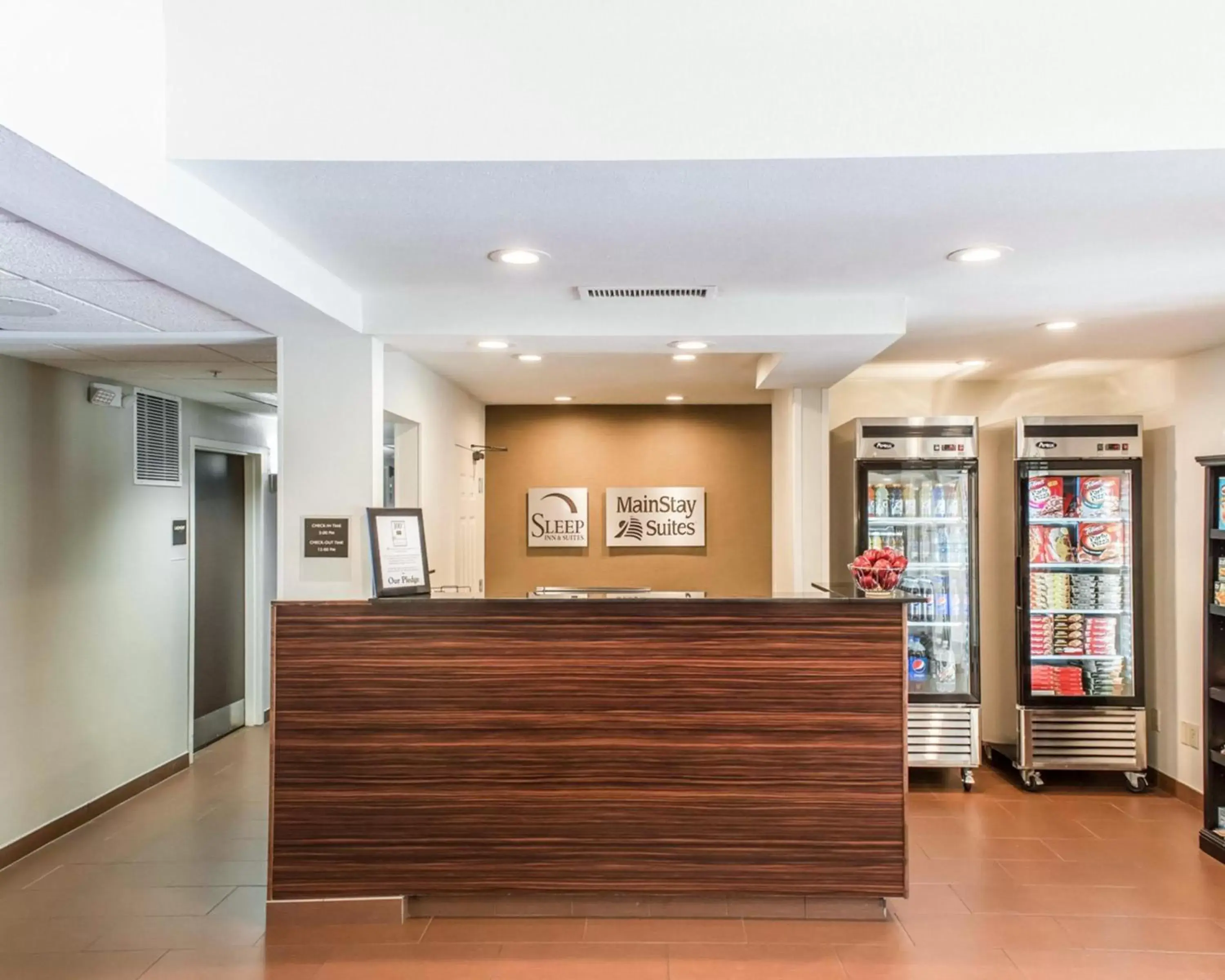 Lobby or reception, Lobby/Reception in Mainstay Suites Pittsburgh Airport