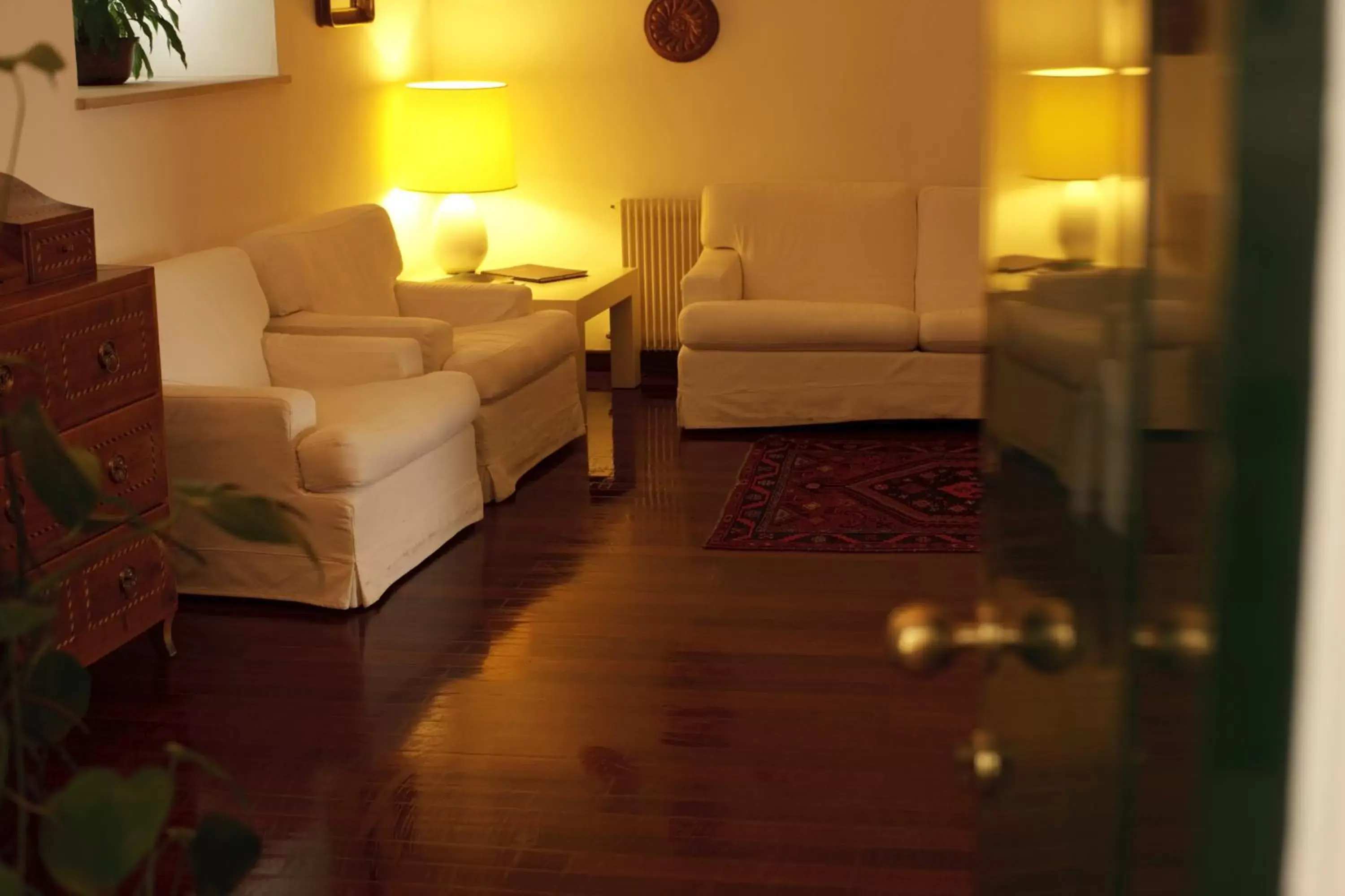 Communal lounge/ TV room, Seating Area in Albergo Accademia