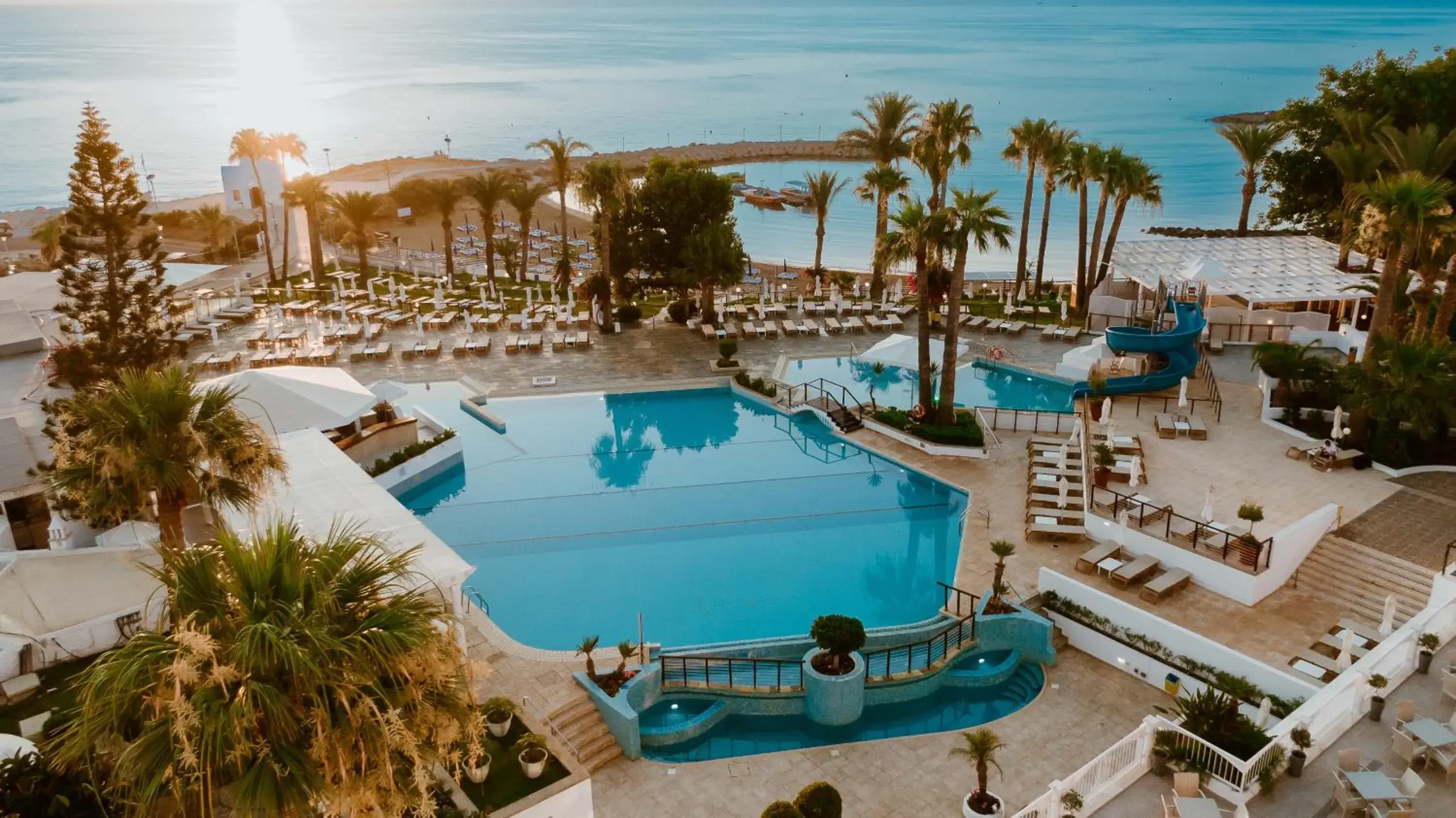 Property building, Pool View in Golden Coast Beach Hotel