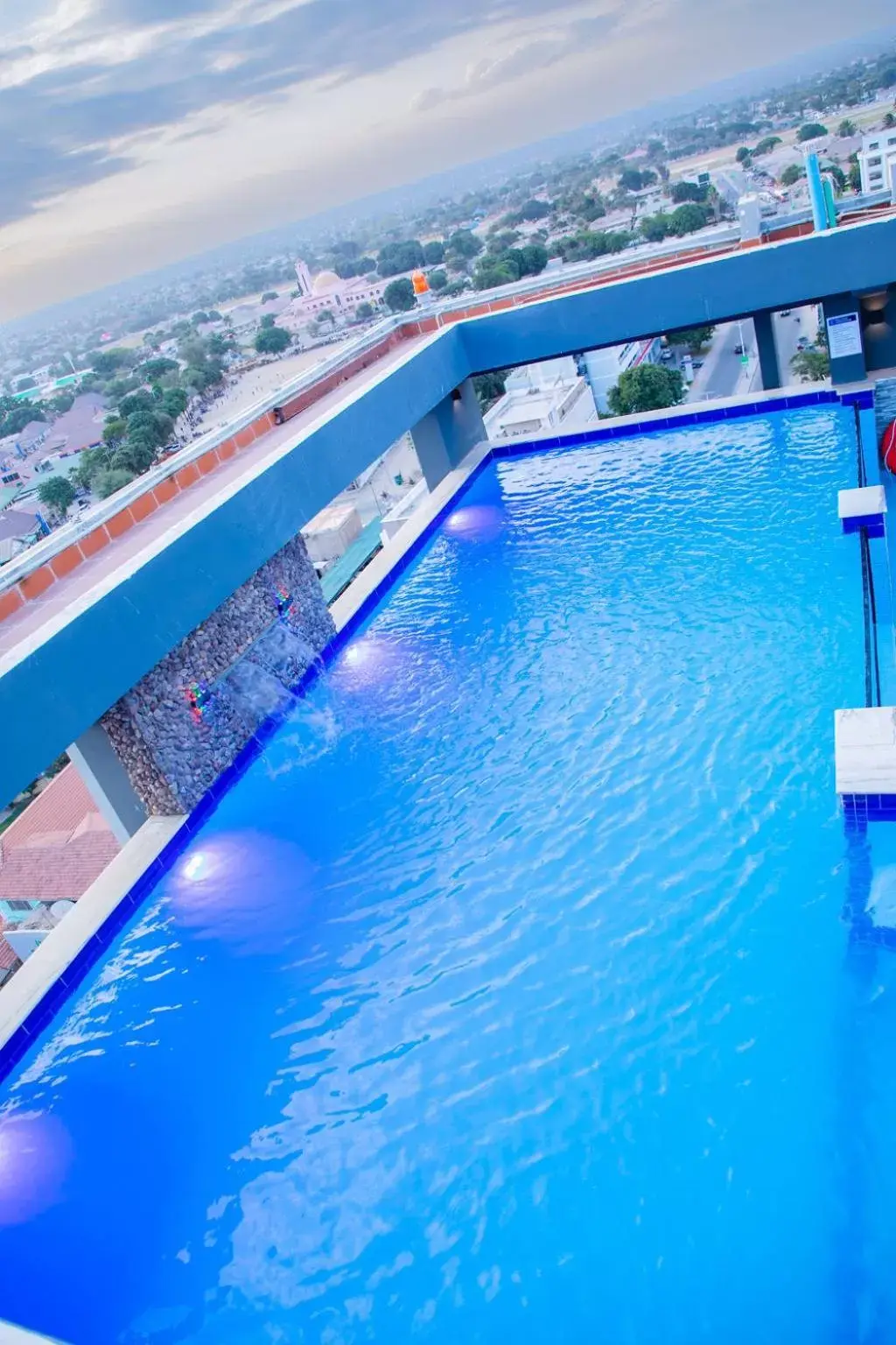 Swimming Pool in Best Western Dodoma City Hotel