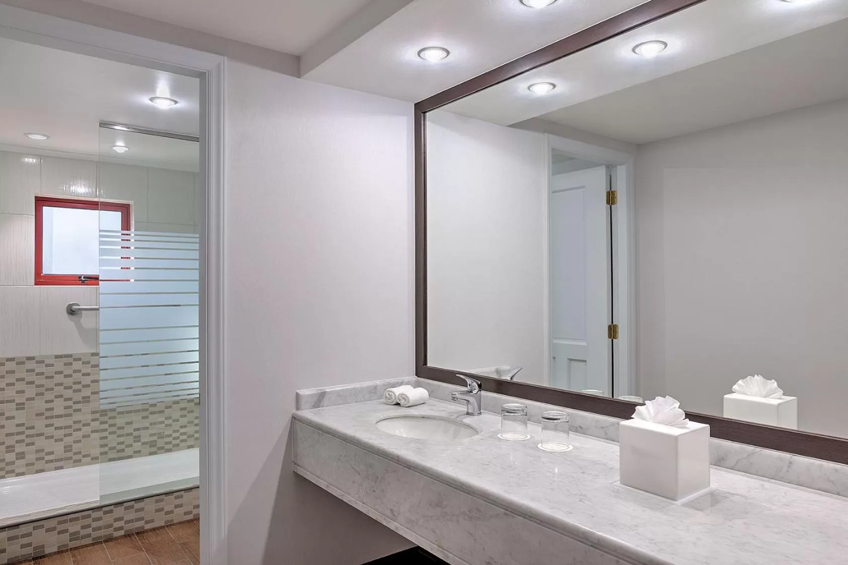 Shower in Four Points by Sheraton Santiago