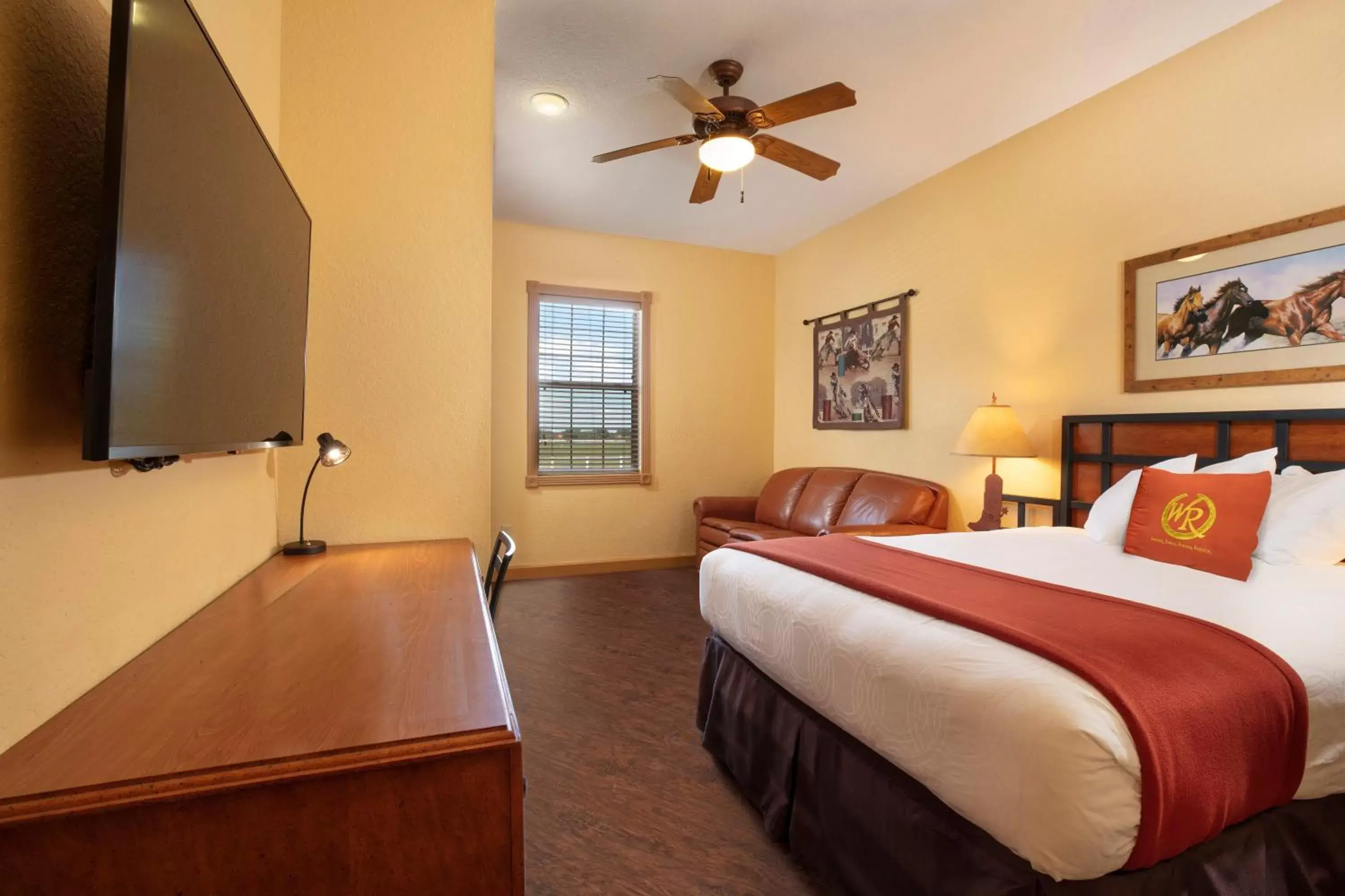 Bed in Westgate River Ranch Resort & Rodeo