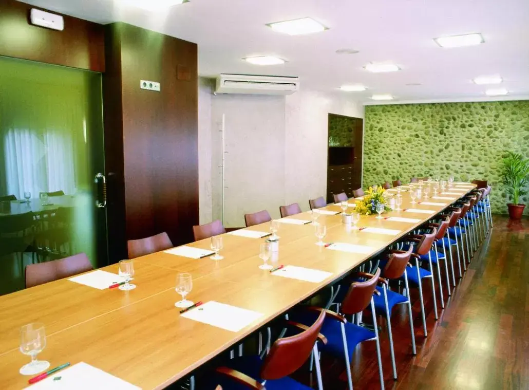 Meeting/conference room in Hotel Torres Manlleu