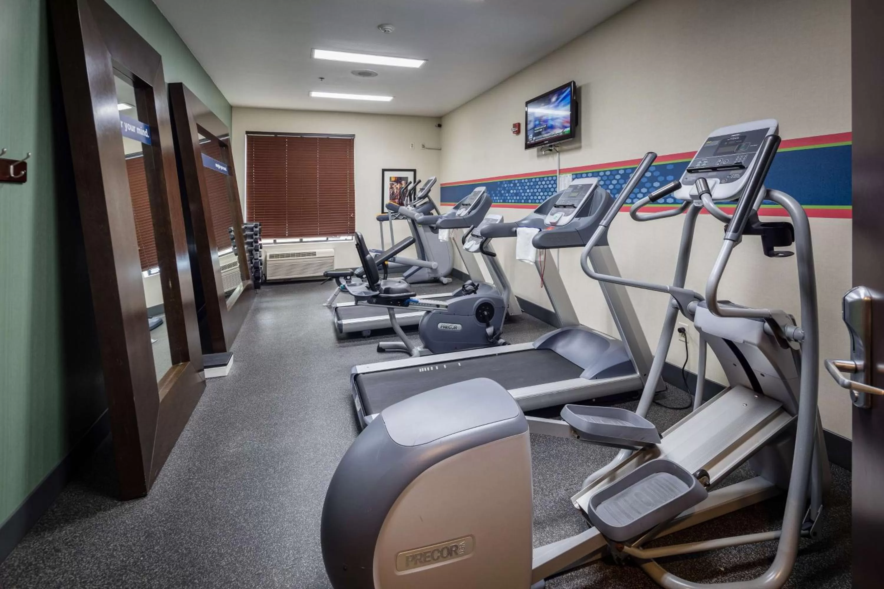 Fitness centre/facilities in Hampton Inn San Francisco Airport