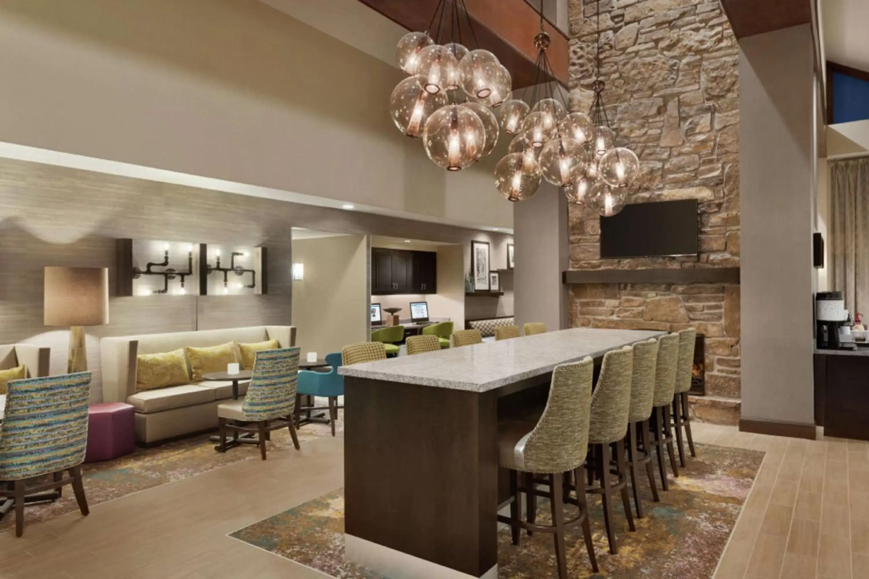 Lobby or reception, Lounge/Bar in Hampton Inn and Suites Springdale