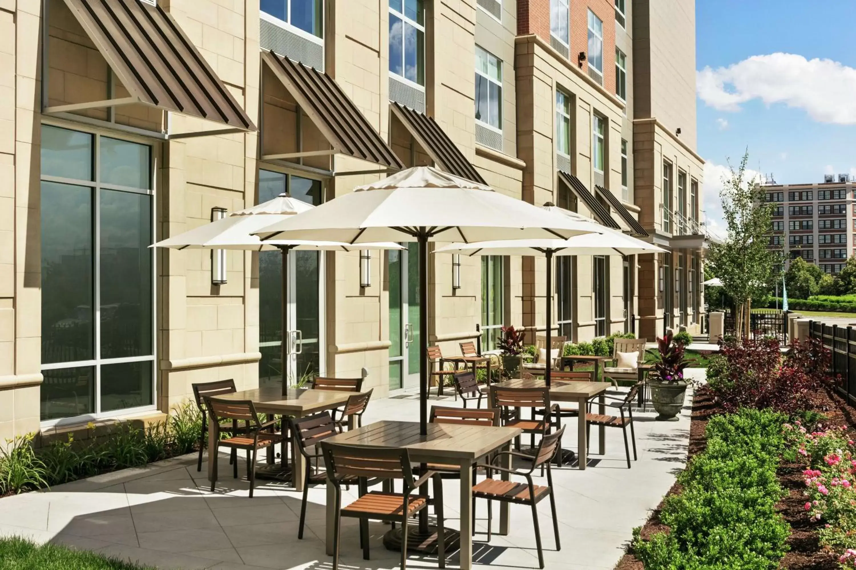 Patio, Patio/Outdoor Area in Homewood Suites By Hilton Worcester