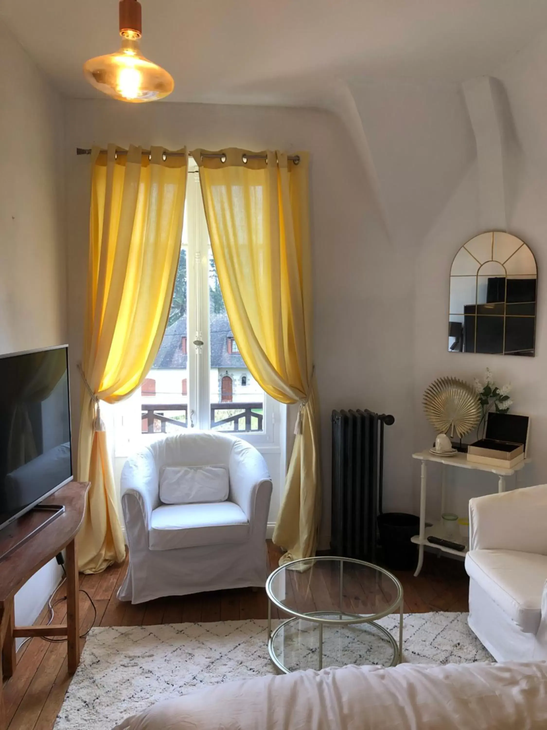 TV and multimedia, Seating Area in Maison de la Comtesse