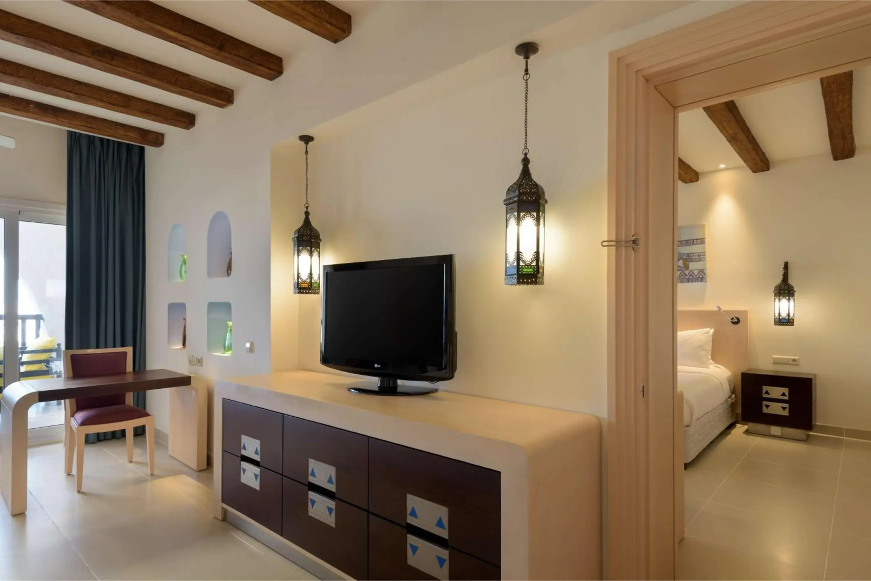 Bedroom, TV/Entertainment Center in Hilton Marsa Alam Nubian Resort