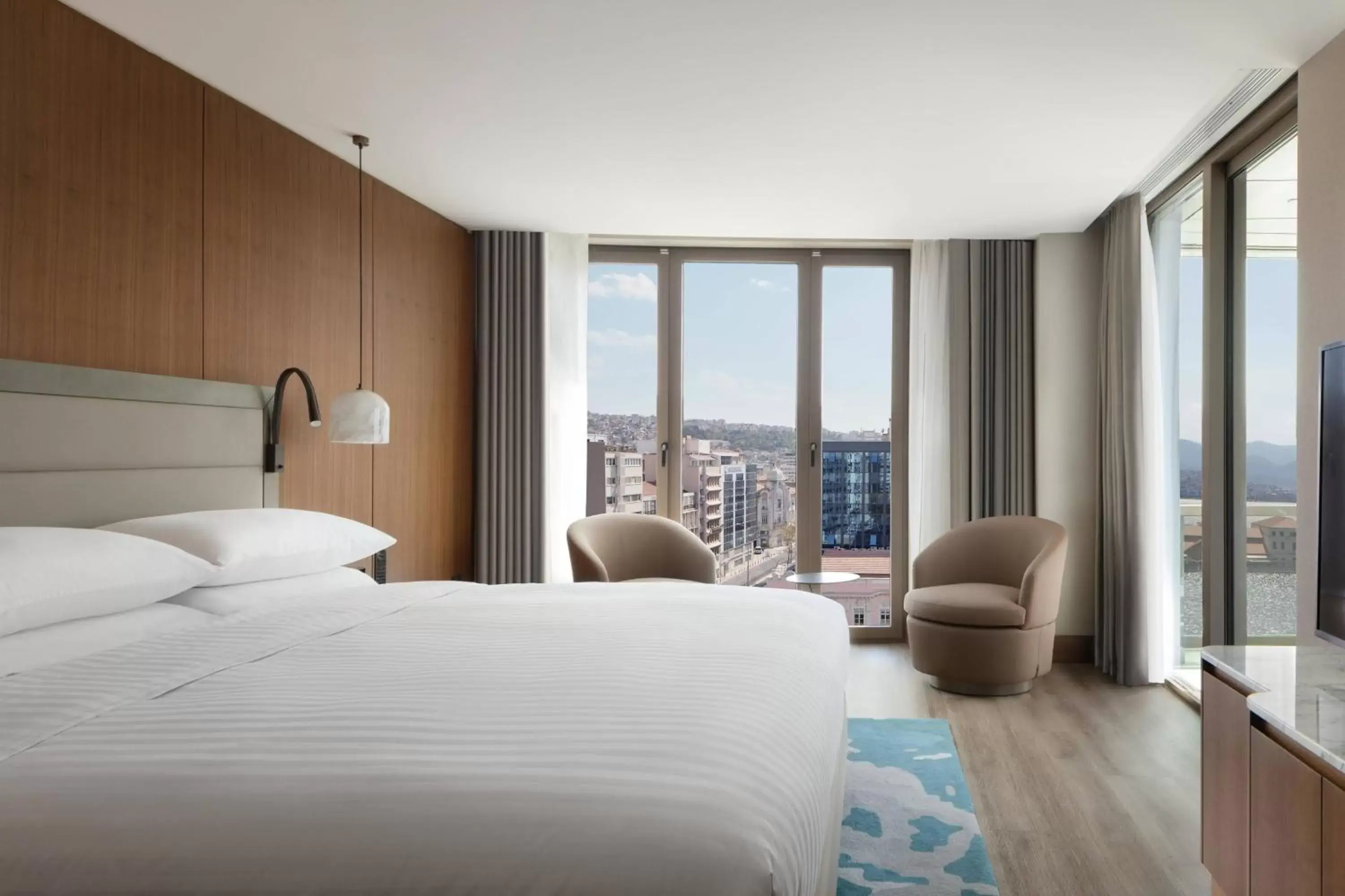 Bedroom in Izmir Marriott Hotel