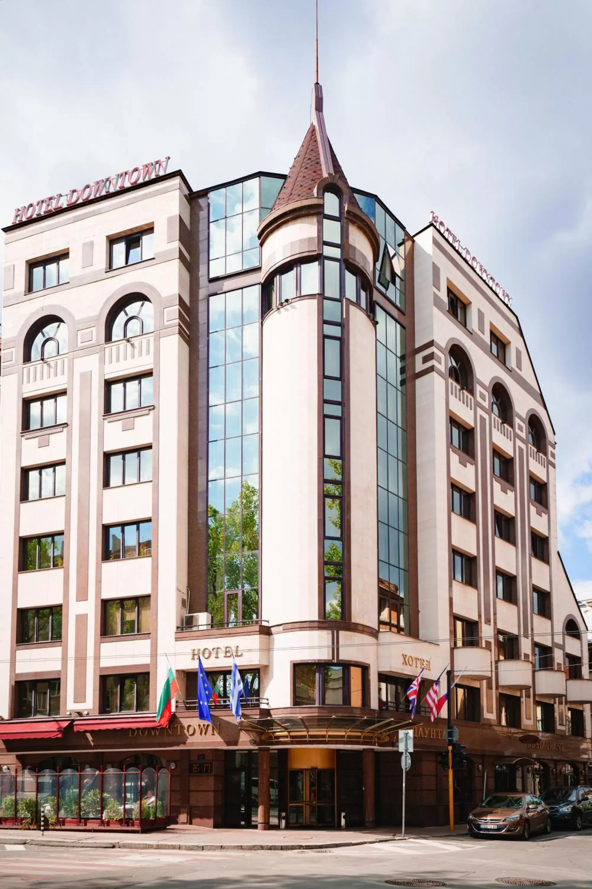 Facade/entrance, Property Building in Hotel Downtown - TOP location in the heart of Sofia city