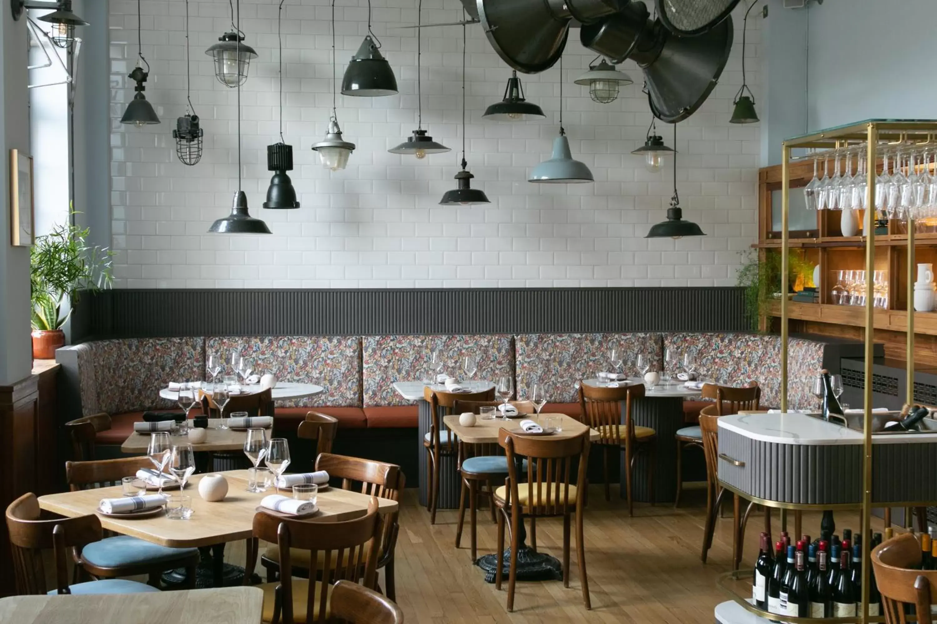 Restaurant/Places to Eat in Town Hall Hotel - Shoreditch